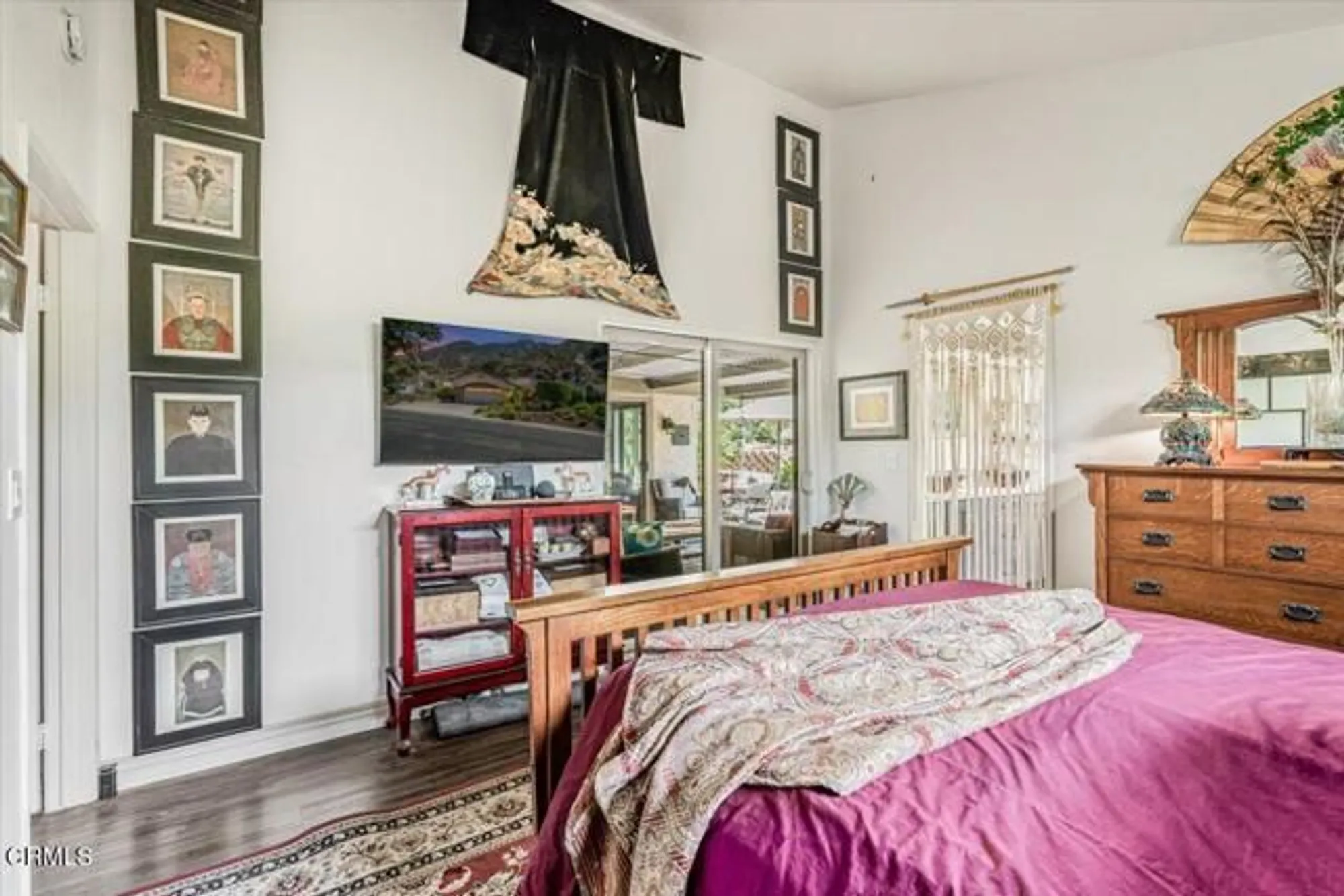 Property Slideshow image 41 of 49 | 6186 irena ave, Camarillo, CA, 93012