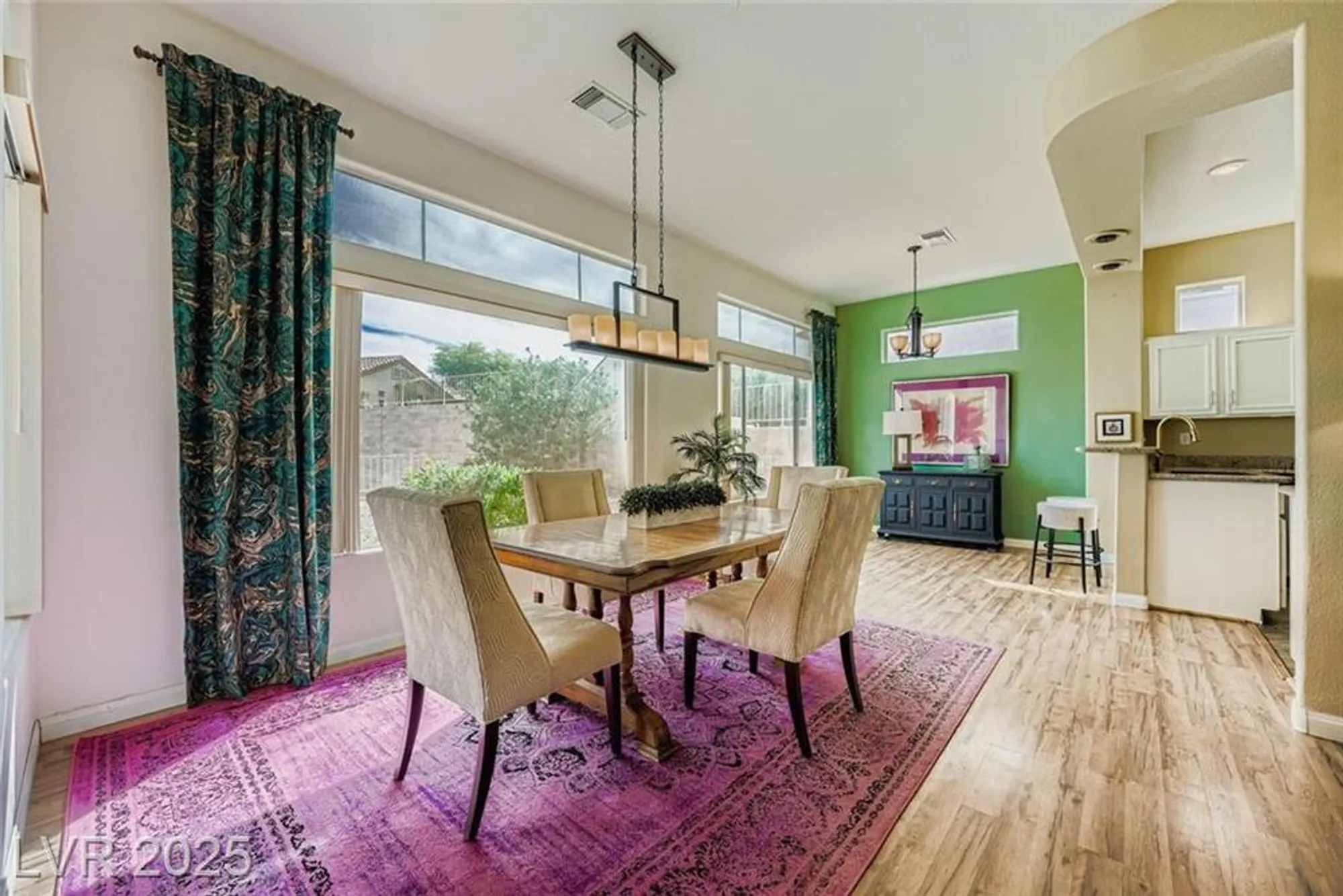 Property Slideshow image 6 of 21 | 2820 faiss dr, Las Vegas, NV, 89134