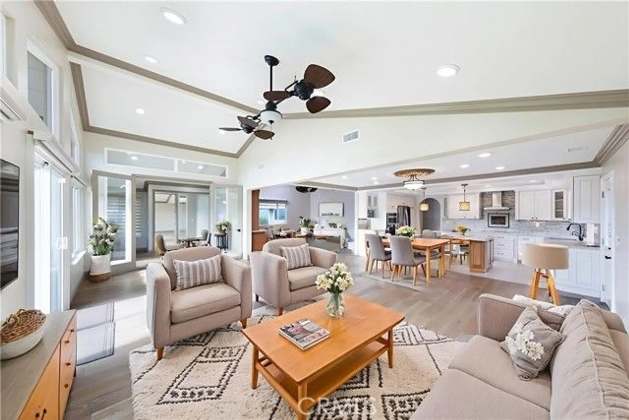 Property Slideshow image 20 of 46 | 5446 alta vista c, Laguna Woods, CA, 92637
