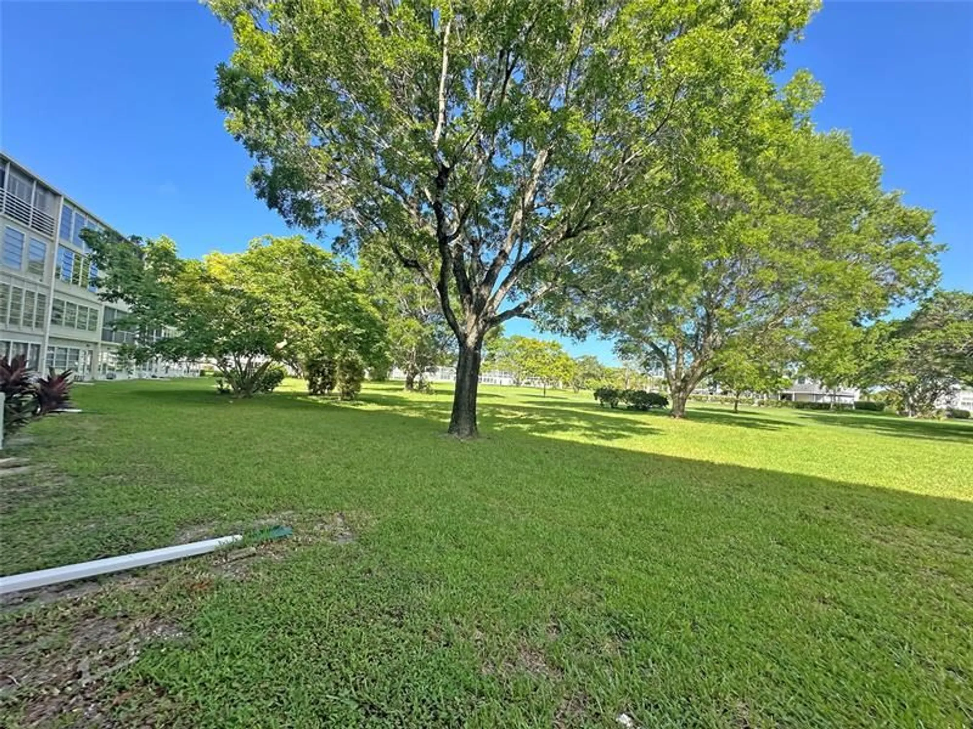 Property Slideshow image 15 of 17 | 1031 berkshire b # 1031, Deerfield Beach, FL, 33442