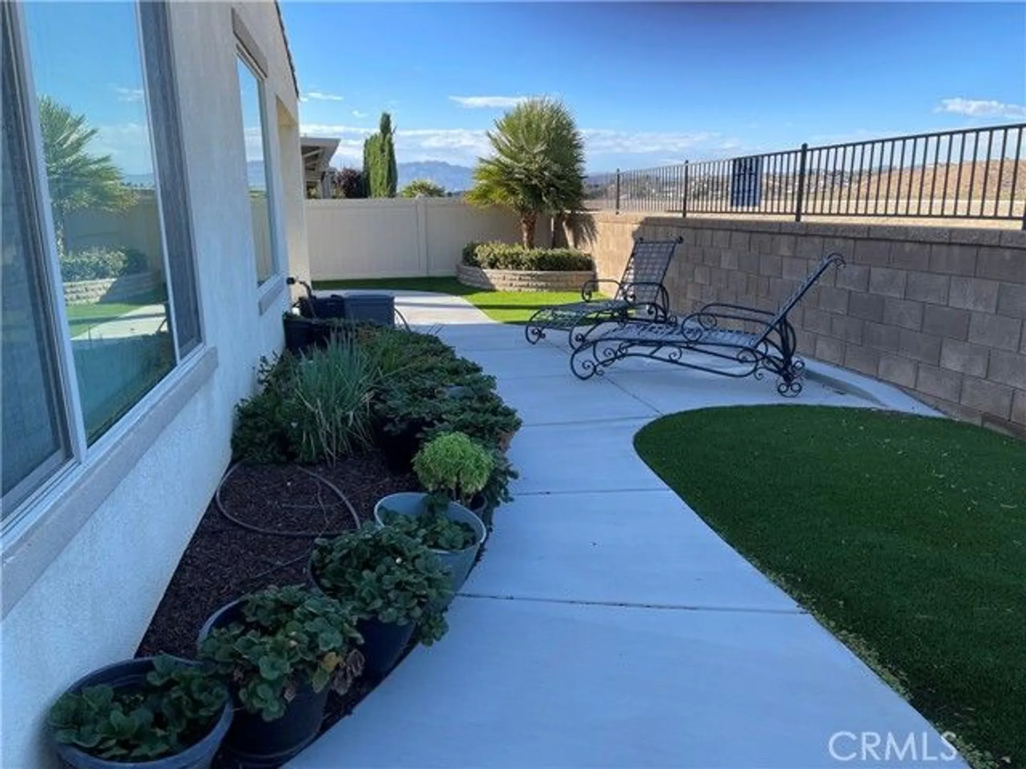 Property Slideshow image 46 of 71 | 11636 cascade st, Apple Valley, CA, 92308
