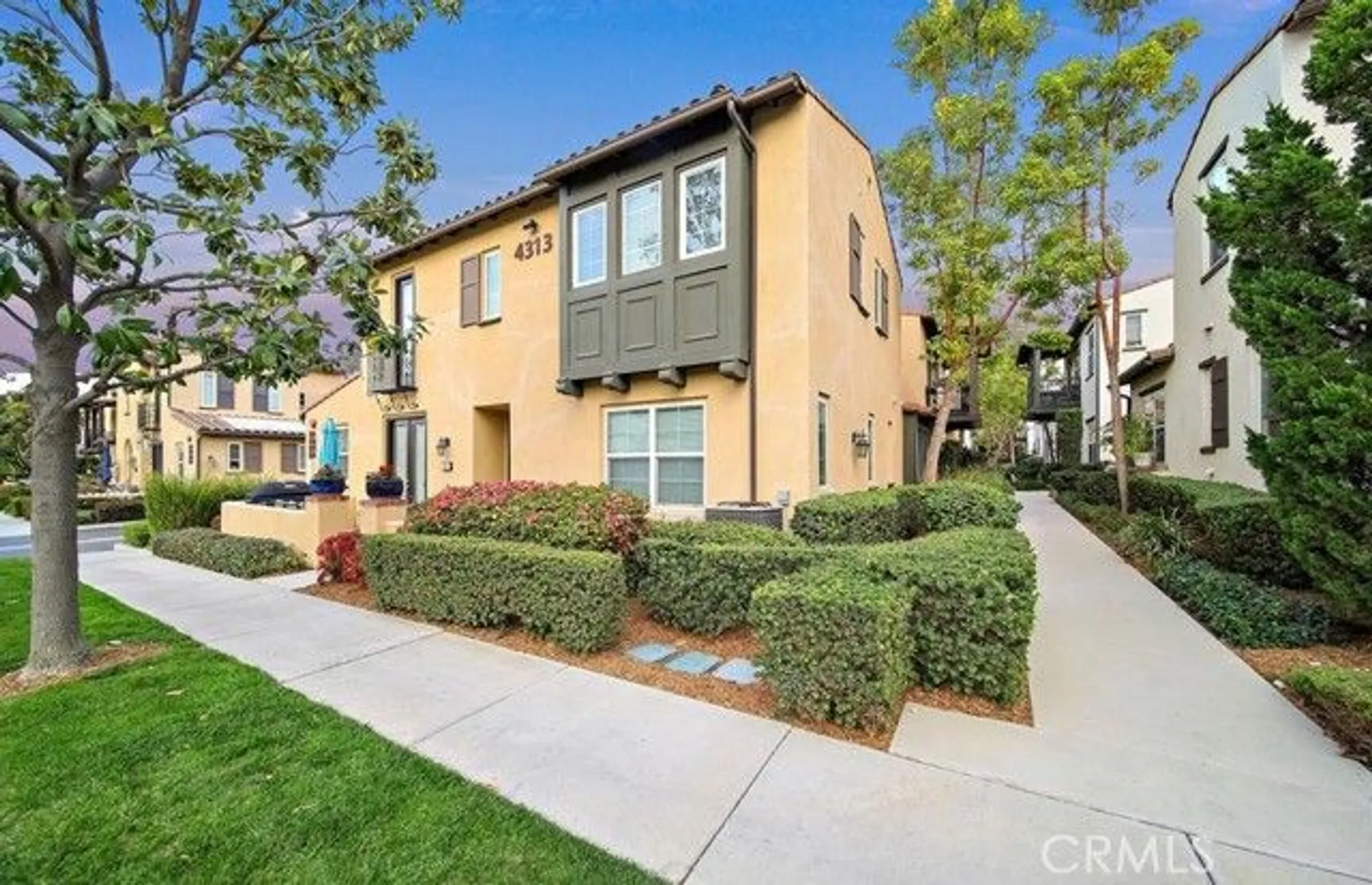 Property Slideshow image 21 of 38 | 4313 owens st unit 102, Corona, CA, 92883