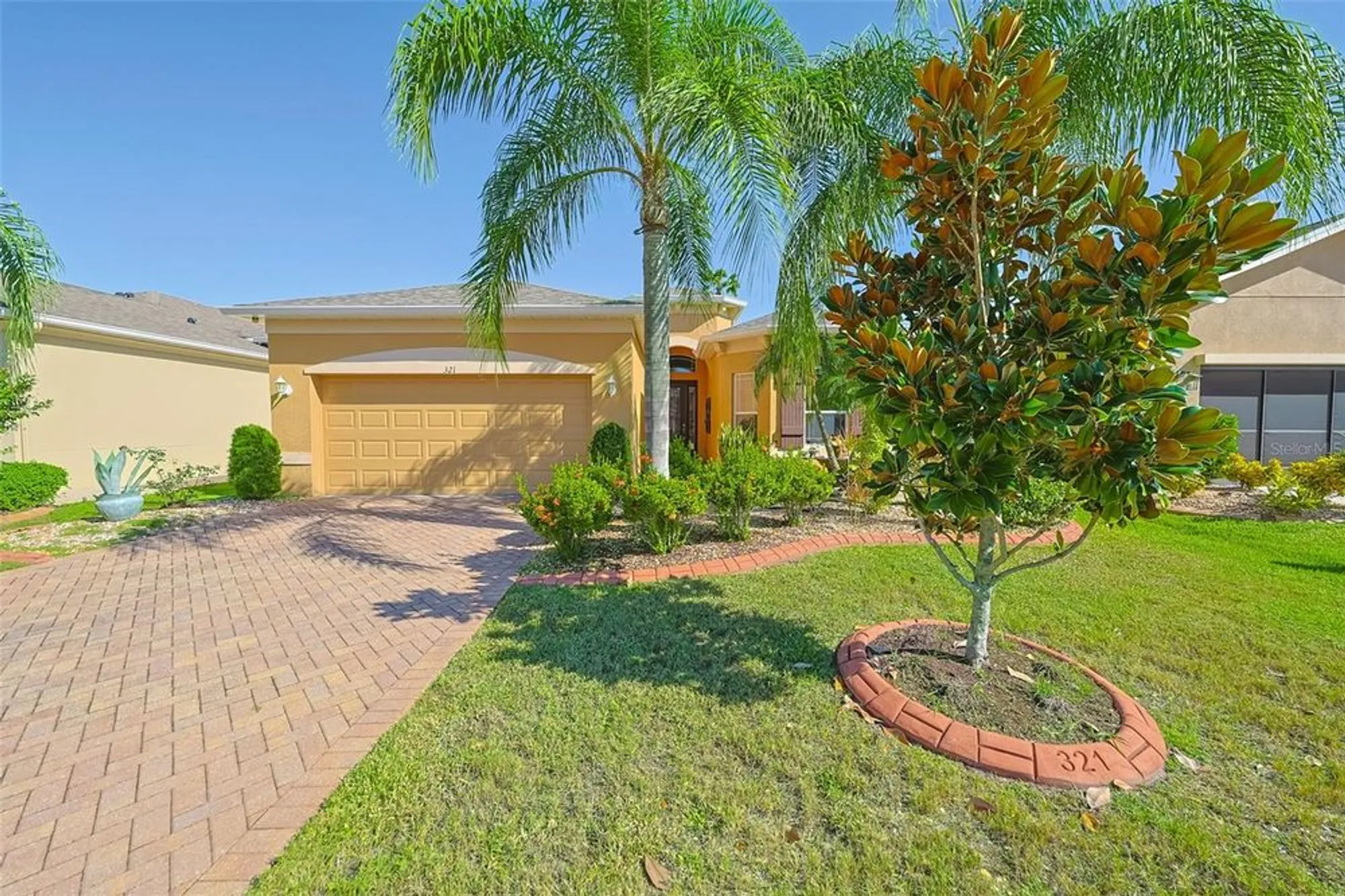 Property Slideshow image 5 of 42 | 321 siena vista pl, Sun City Center, FL, 33573
