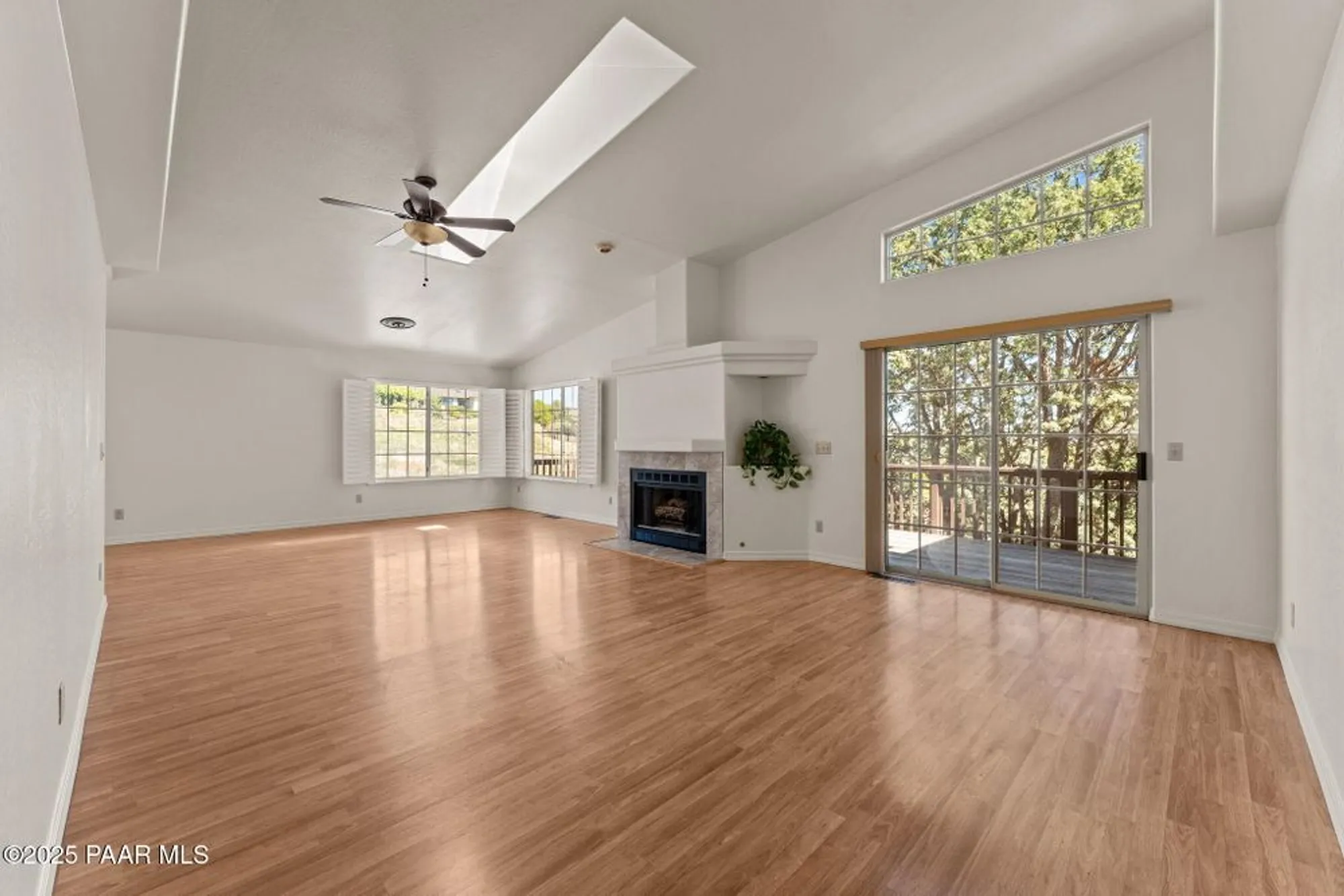 Property Slideshow image 11 of 51 | 895 sunrise blvd, Prescott, AZ, 86301