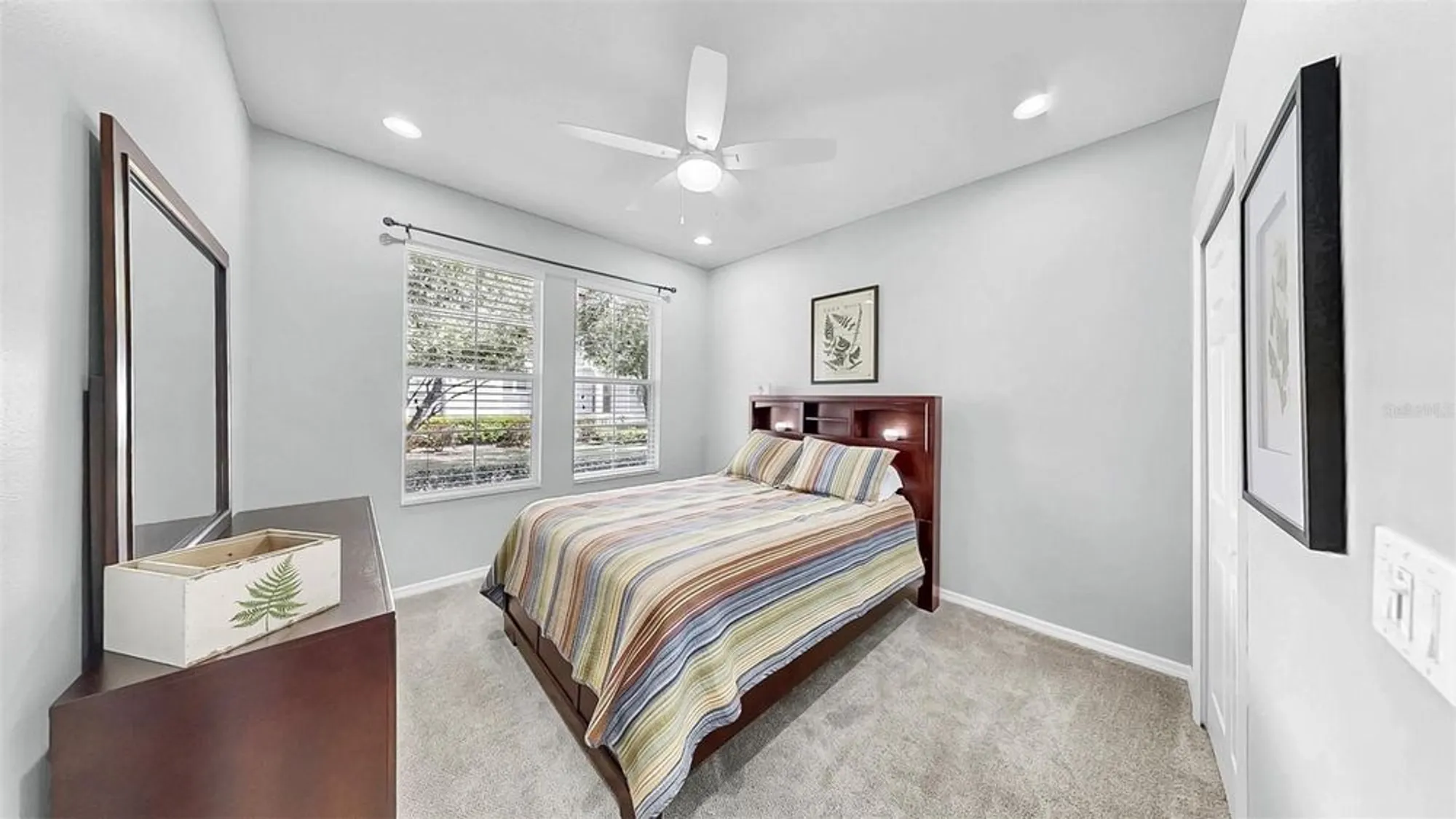 Property Slideshow image 33 of 57 | 203 oceania ct, Apollo Beach, FL, 33572