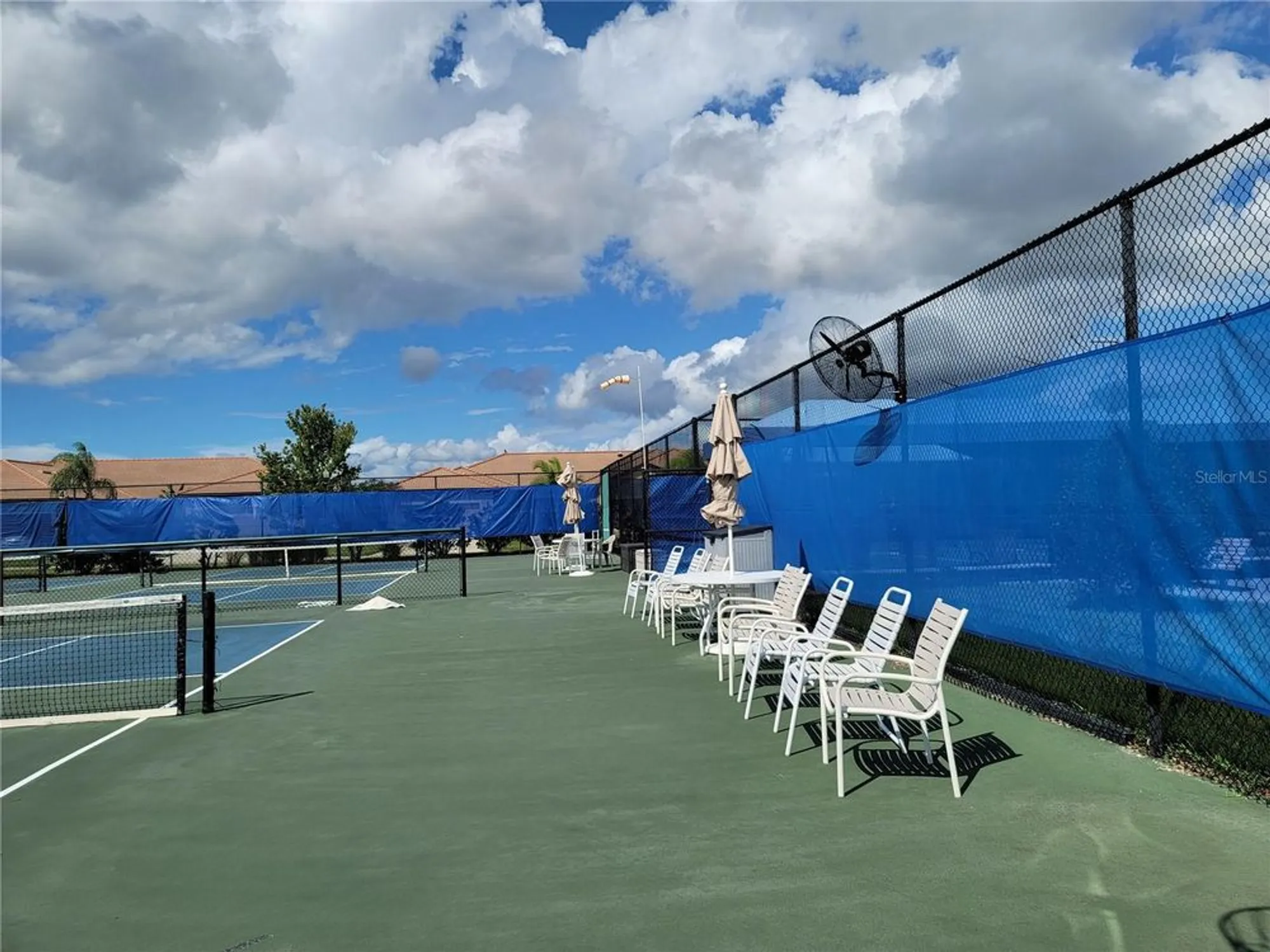 Property Slideshow image 84 of 100 | 303 bluewater falls ct, Apollo Beach, FL, 33572