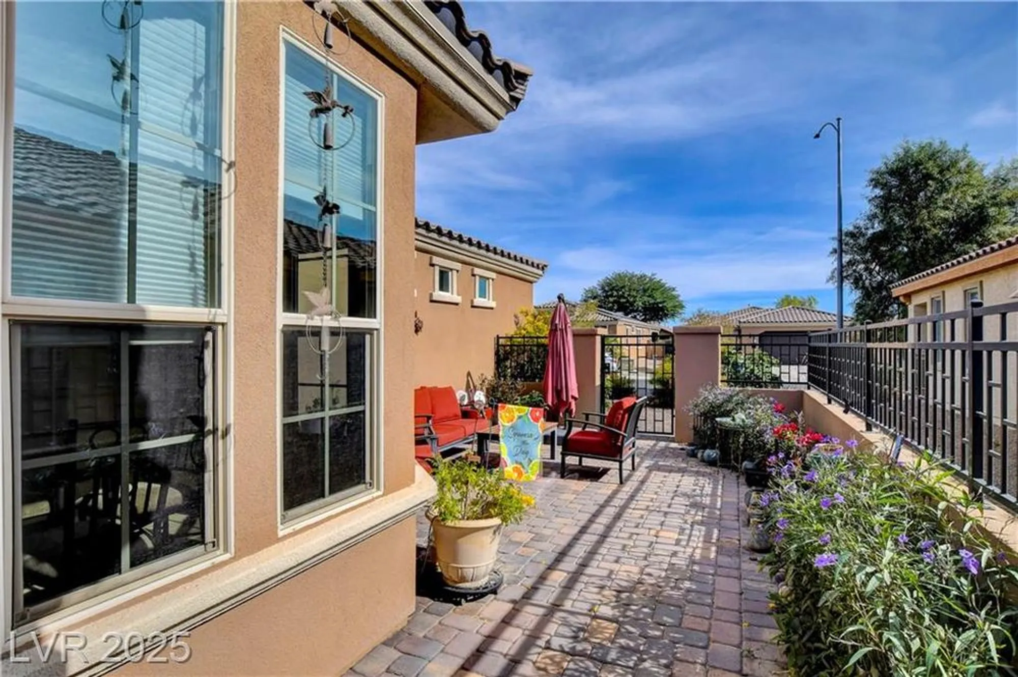 Property Slideshow image 7 of 82 | 5749 keystone crest st, North Las Vegas, NV, 89081