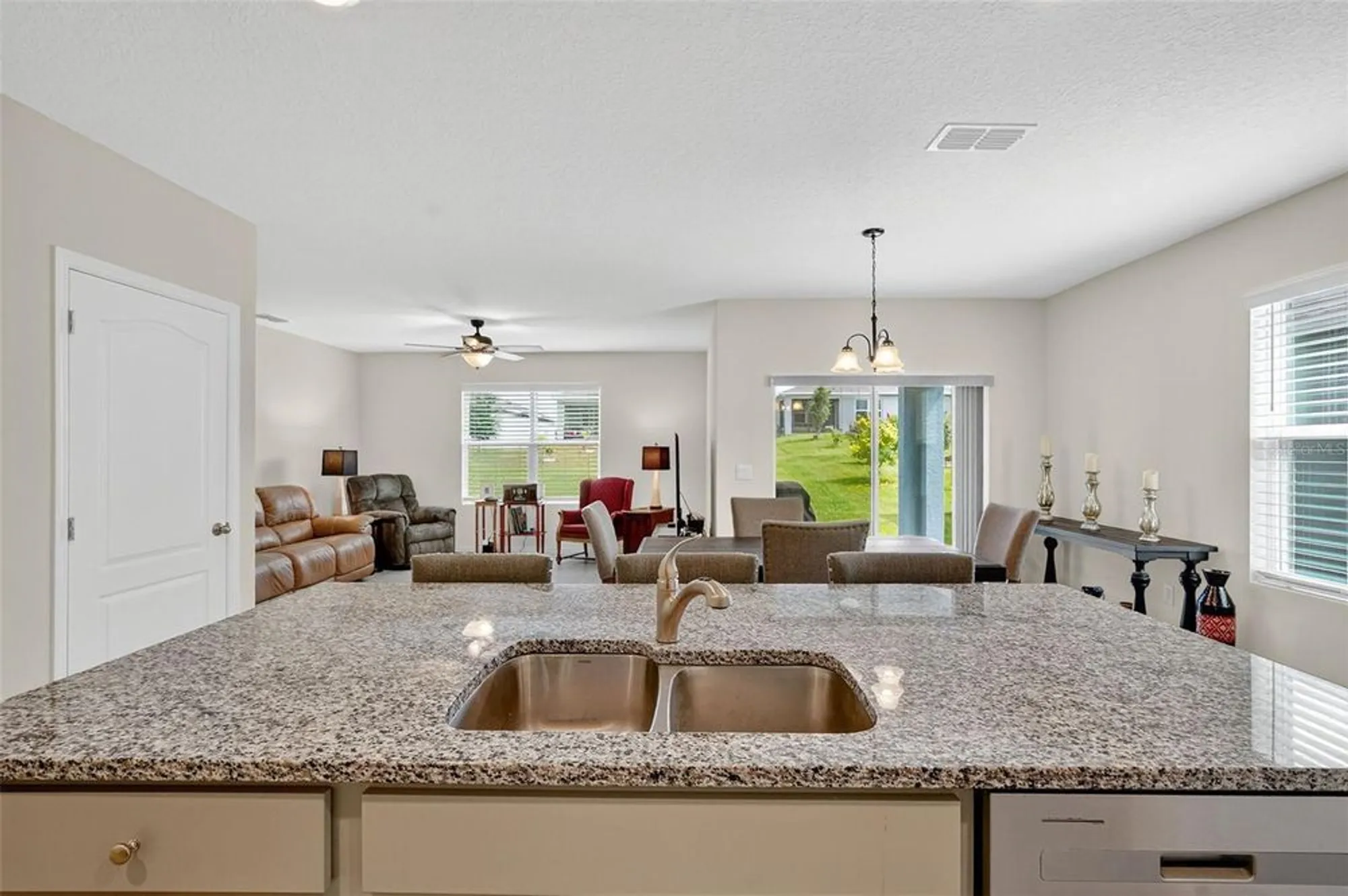 Property Slideshow image 33 of 60 | 28026 cypress springs loop, Okahumpka, FL, 34762