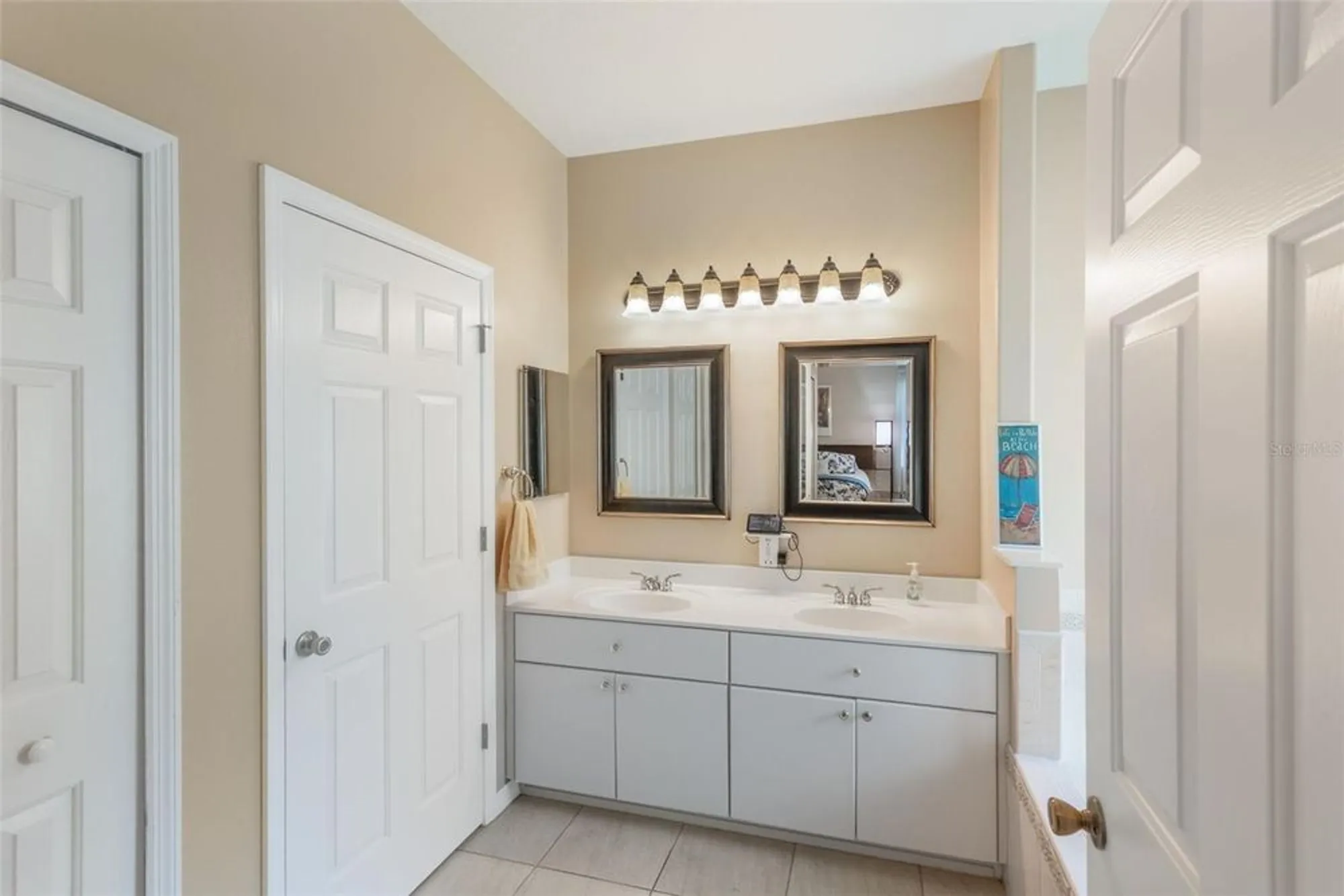Property Slideshow image 16 of 57 | 22228 oxford heights dr, Leesburg, FL, 34748