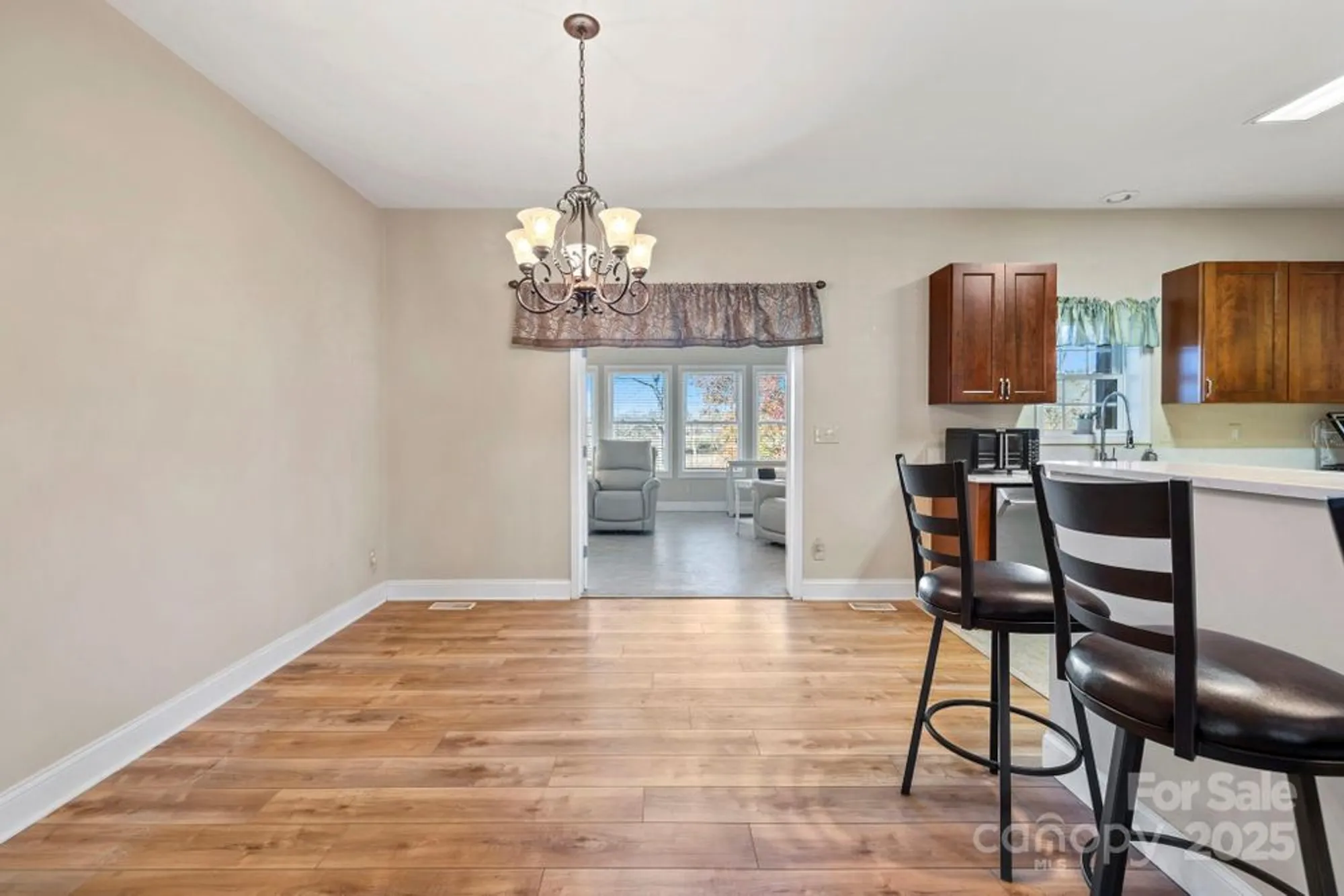 Property Slideshow image 22 of 48 | 494 riverwind dr, Hendersonville, NC, 28739