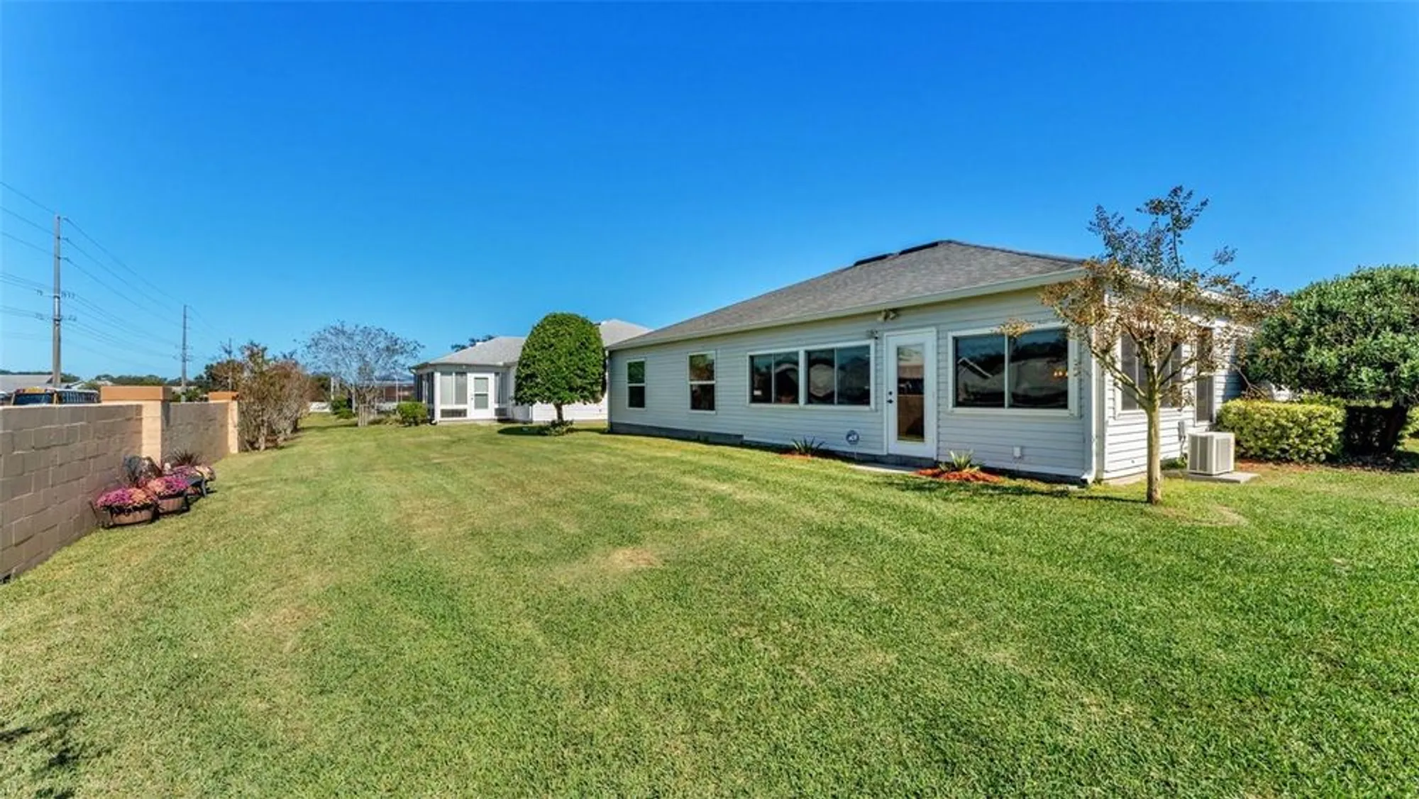 Property Slideshow image 37 of 49 | 6189 magpie dr, Lakeland, FL, 33809