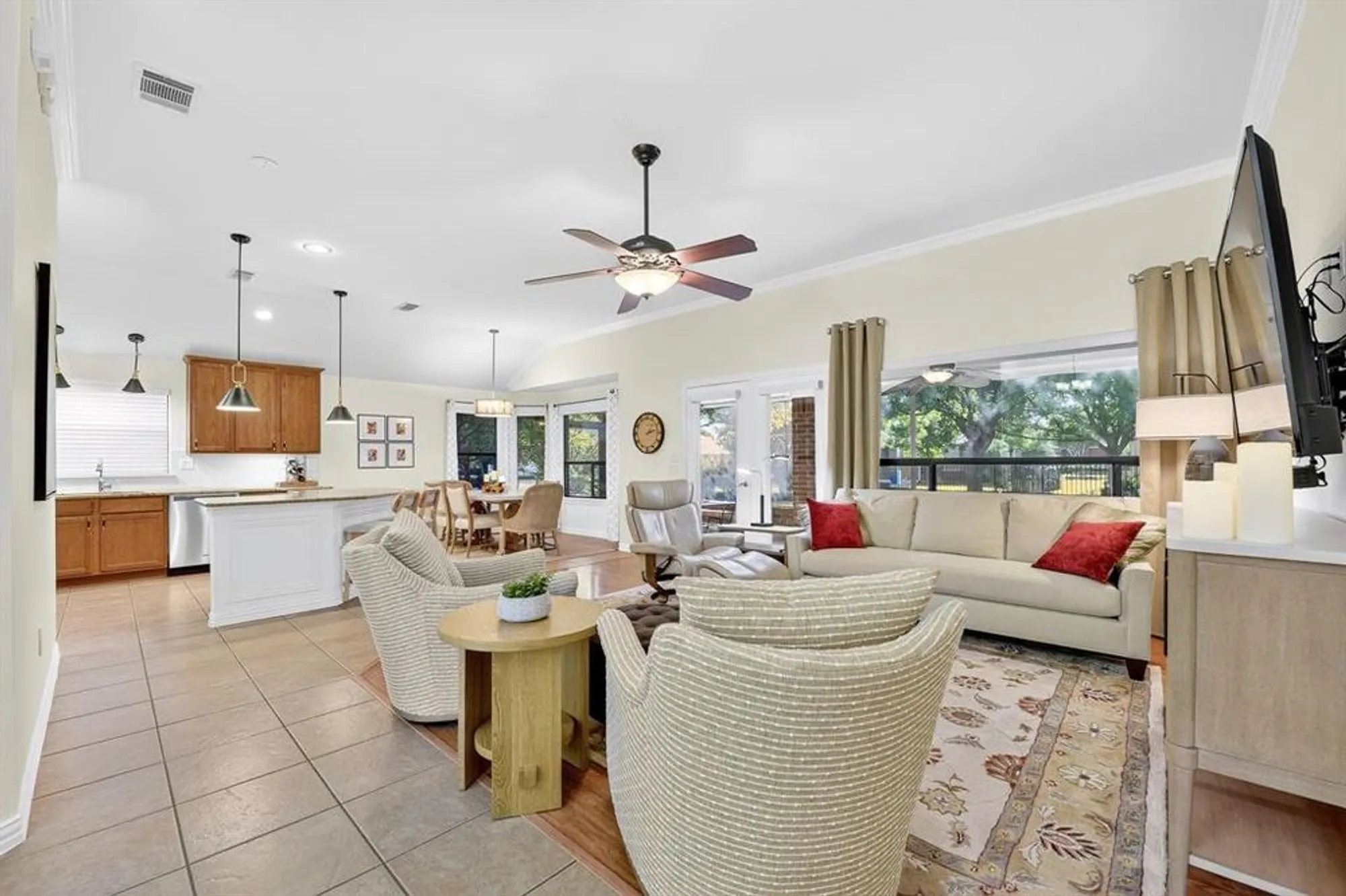 Property Slideshow image 8 of 29 | 9609 pinewood dr, Denton, TX, 76207