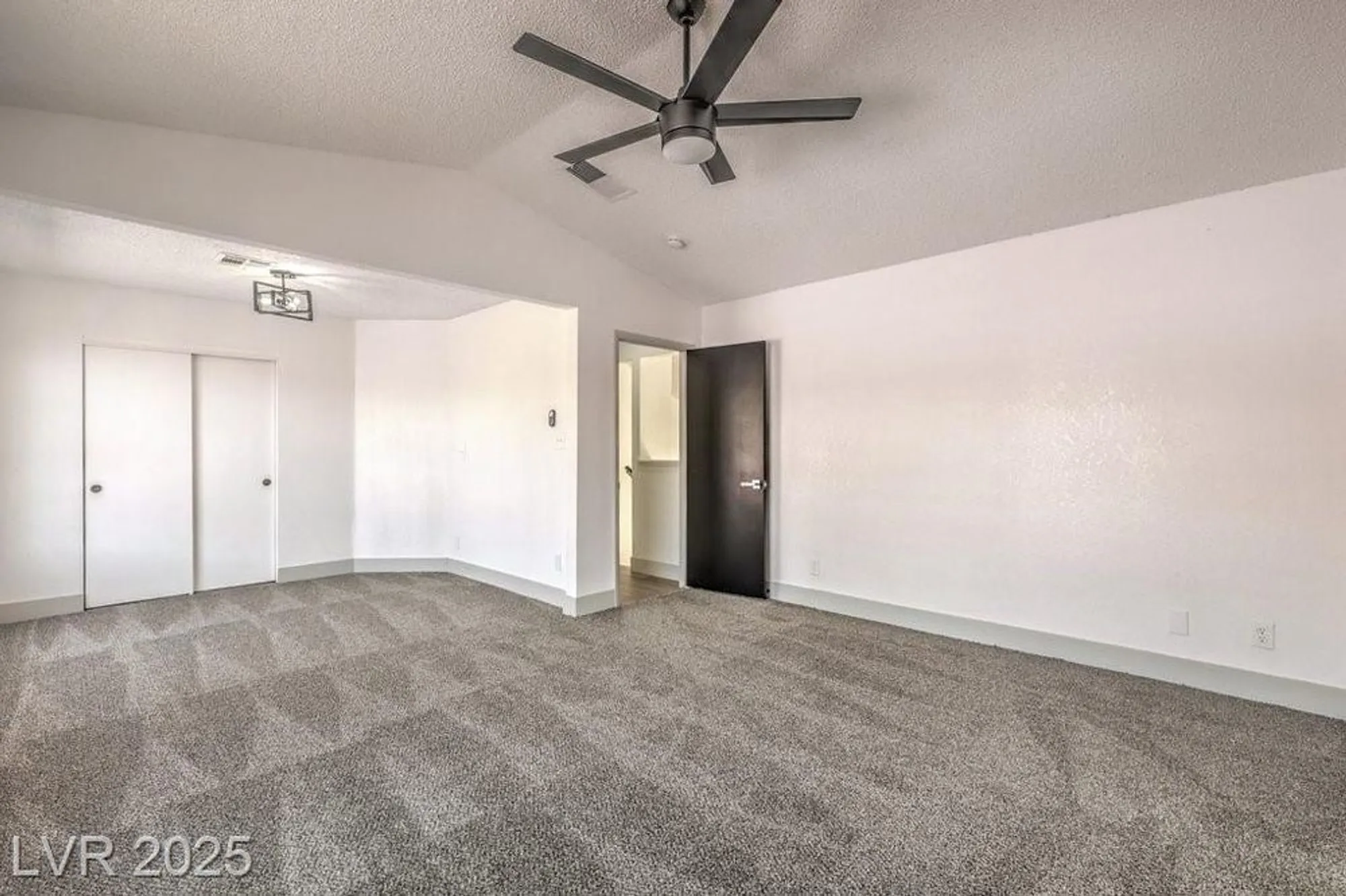 Property Slideshow image 18 of 37 | 5213 tamanar dr, Las Vegas, NV, 89130