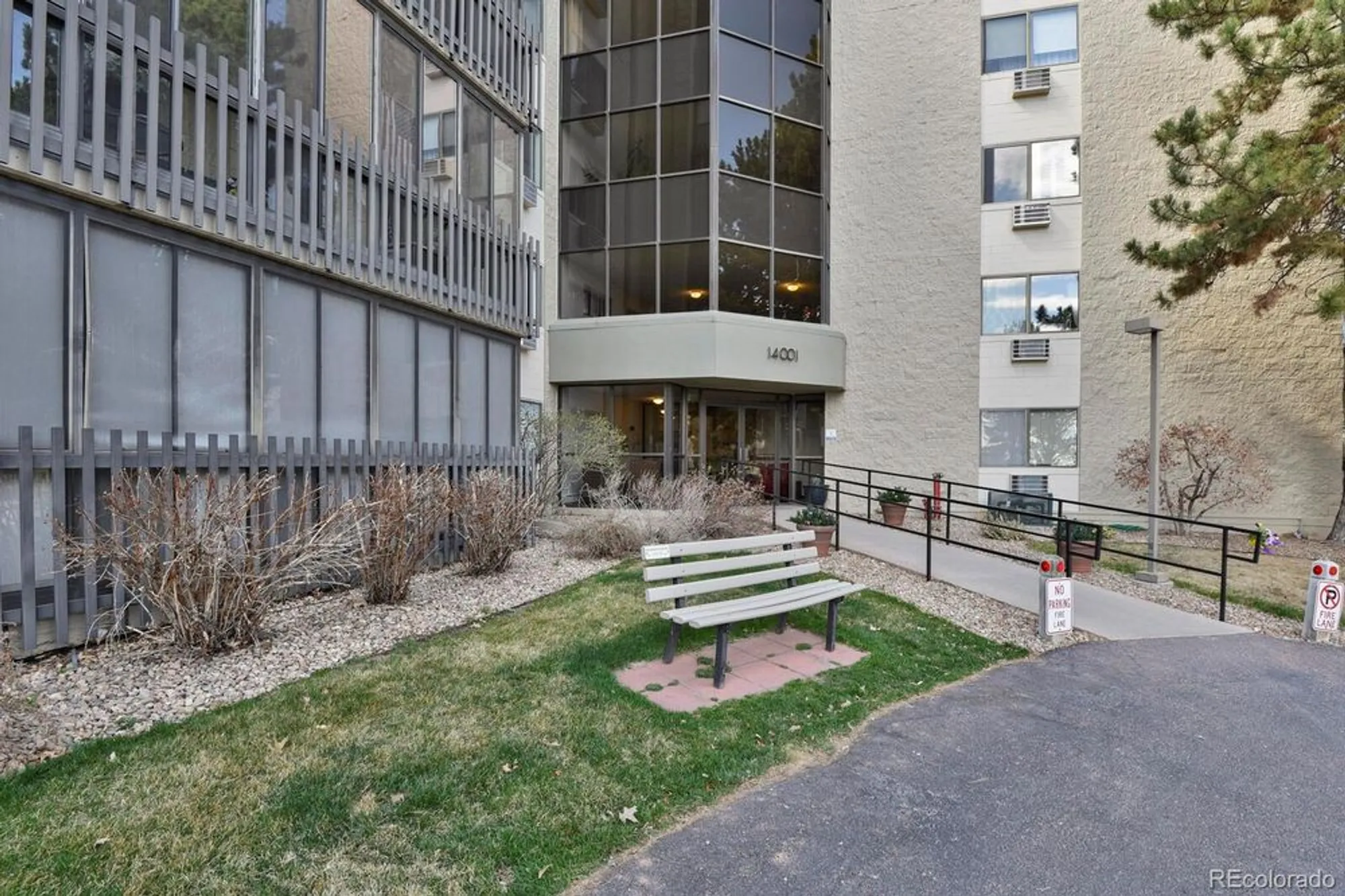 Property Slideshow image 21 of 22 | 14001 e marina dr 603, Aurora, CO, 80014