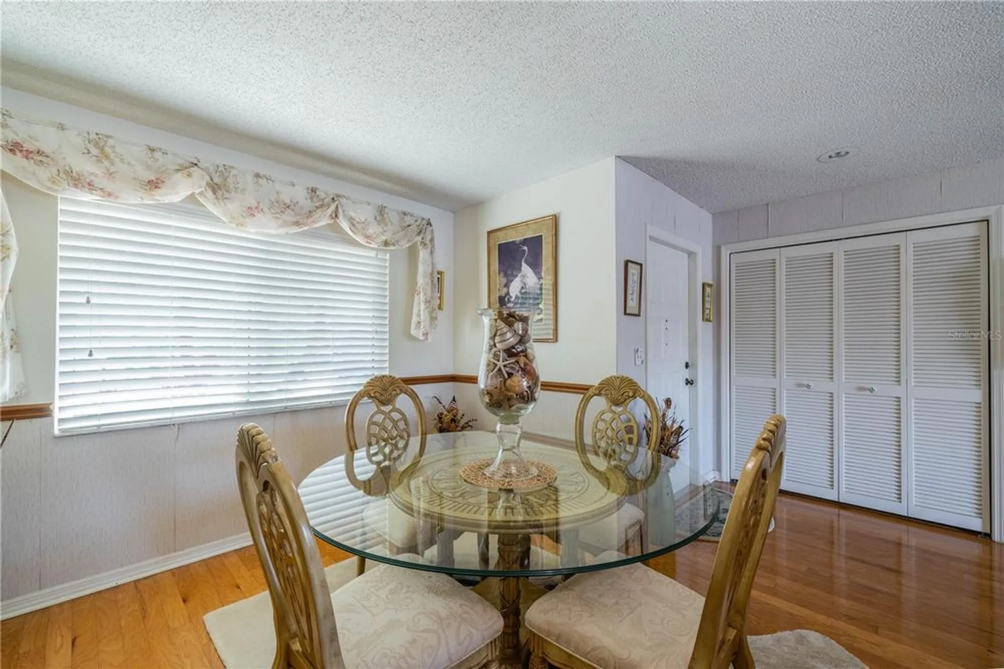 Property Slideshow image 16 of 37 | 1723 wolf laurel dr, Sun City Center, FL, 33573