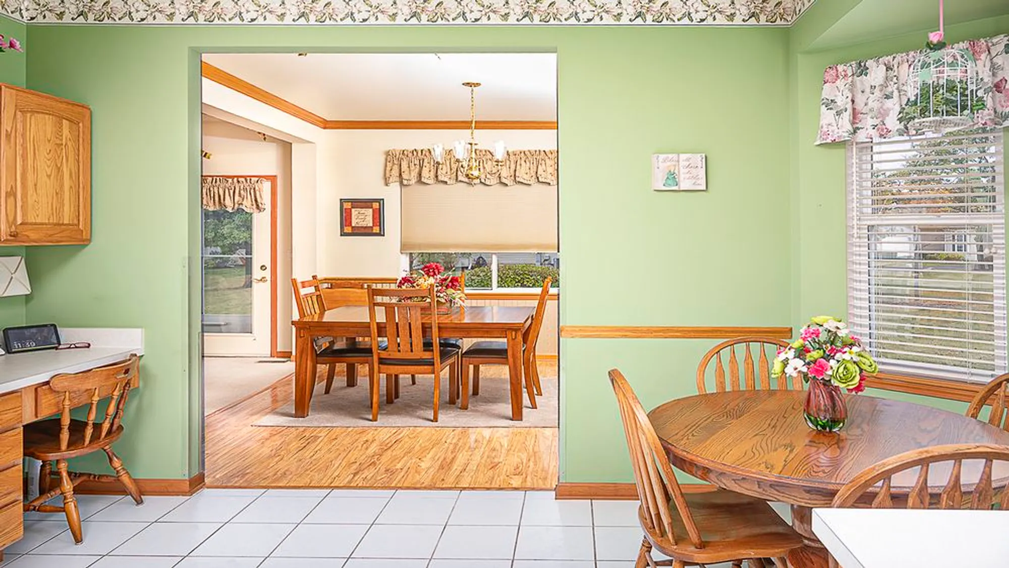 Property Slideshow image 6 of 24 | 21056 w aspen ln, Plainfield, IL, 60544