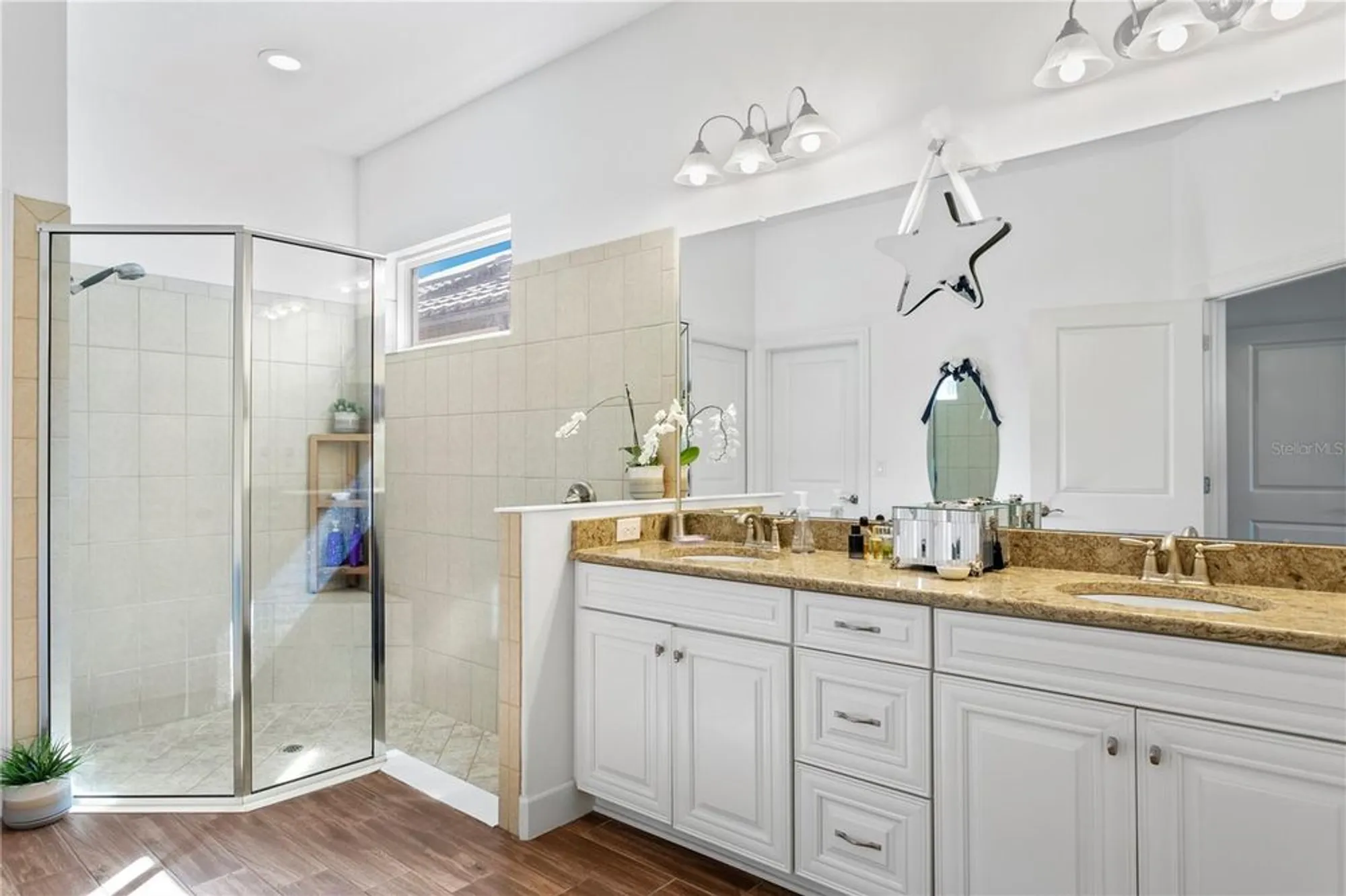 Property Slideshow image 32 of 68 | 20173 umbria hill dr, Tampa, FL, 33647