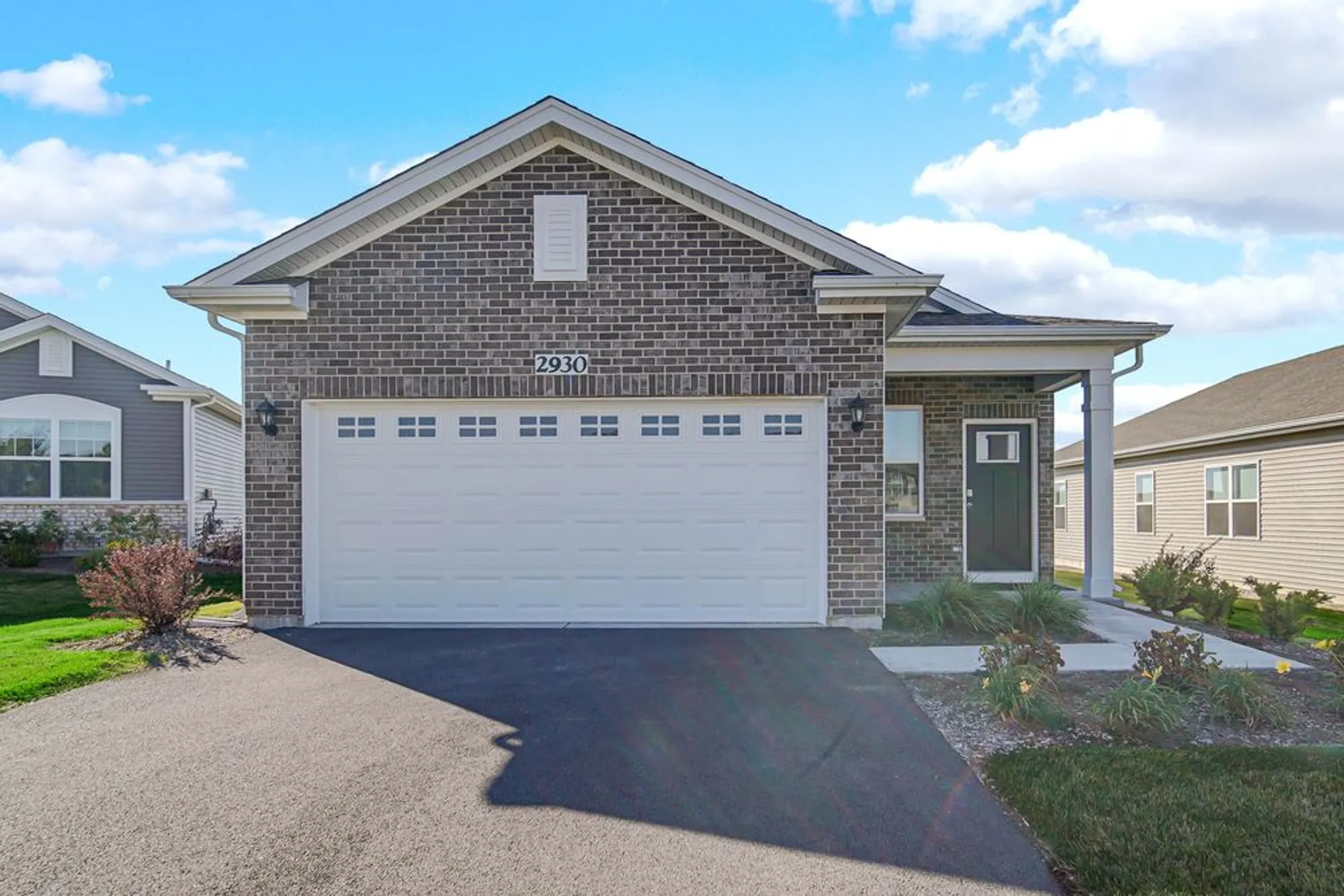 Property Slideshow image 1 of 32 | 2930 harnish dr, Algonquin, IL, 60102