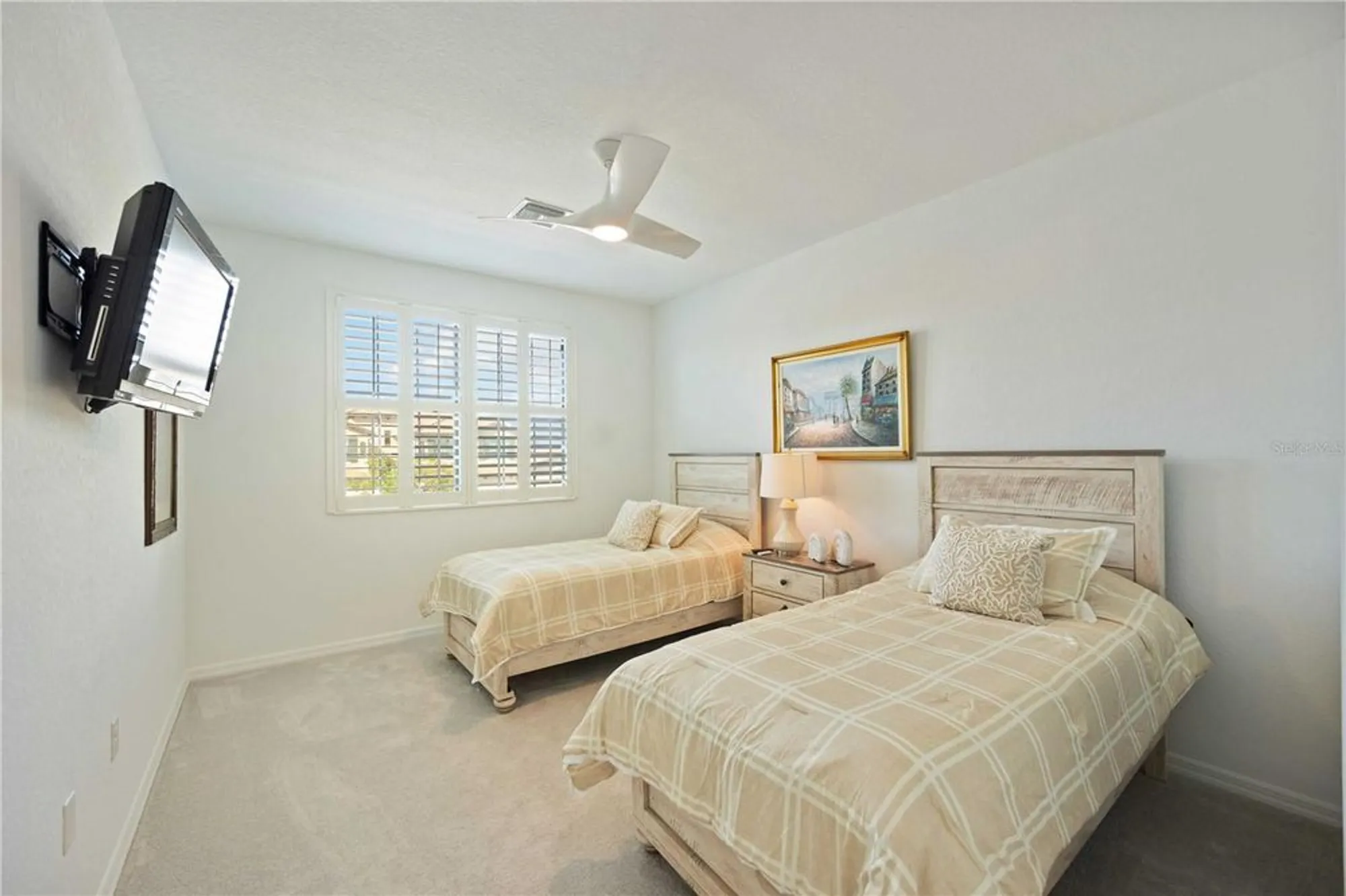 Property Slideshow image 20 of 92 | 10817 tarflower dr unit 201, Venice, FL, 34293