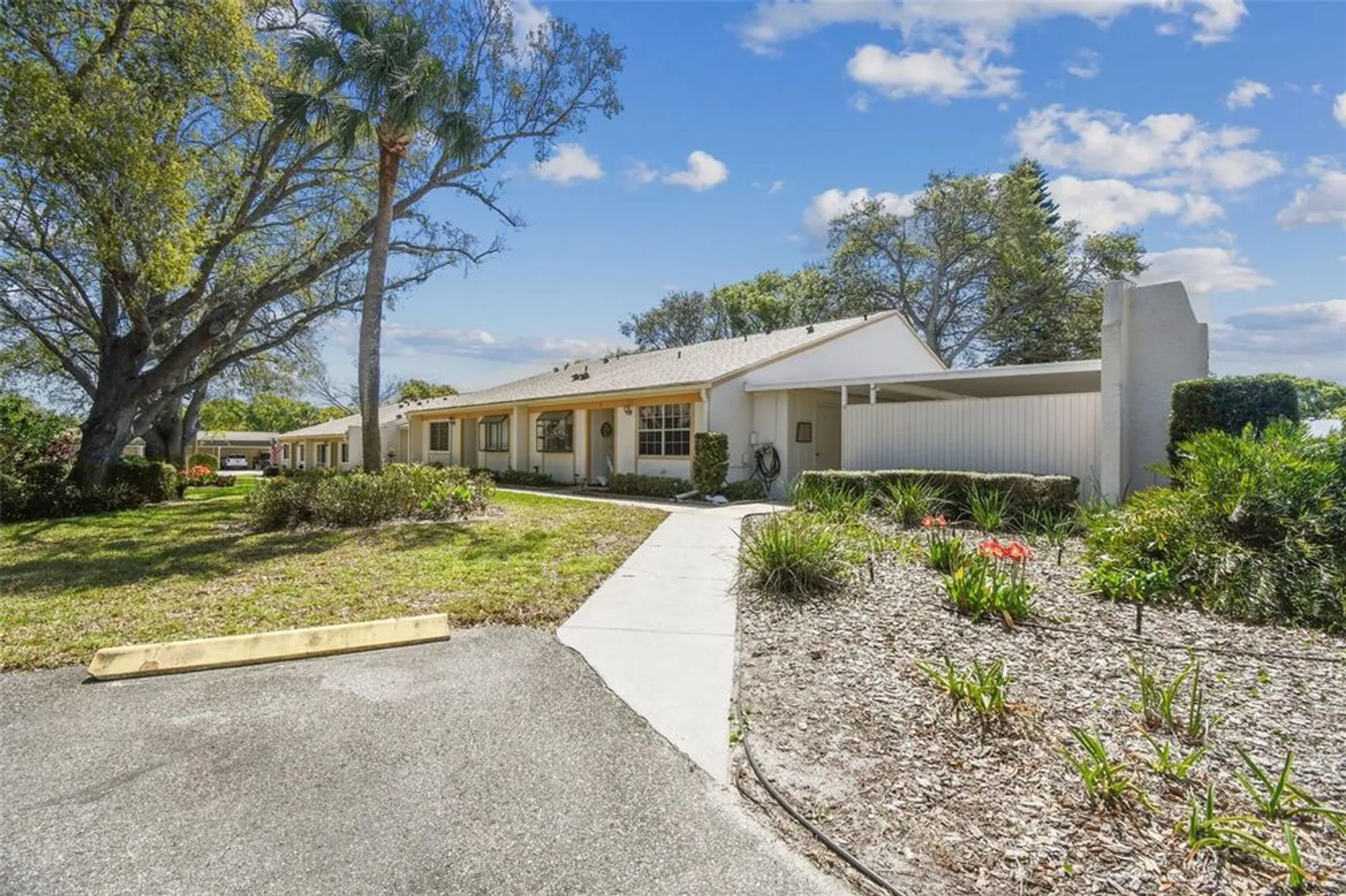 Property Slideshow image 36 of 89 | 8130 braddock cir 3, Port Richey, FL, 34668