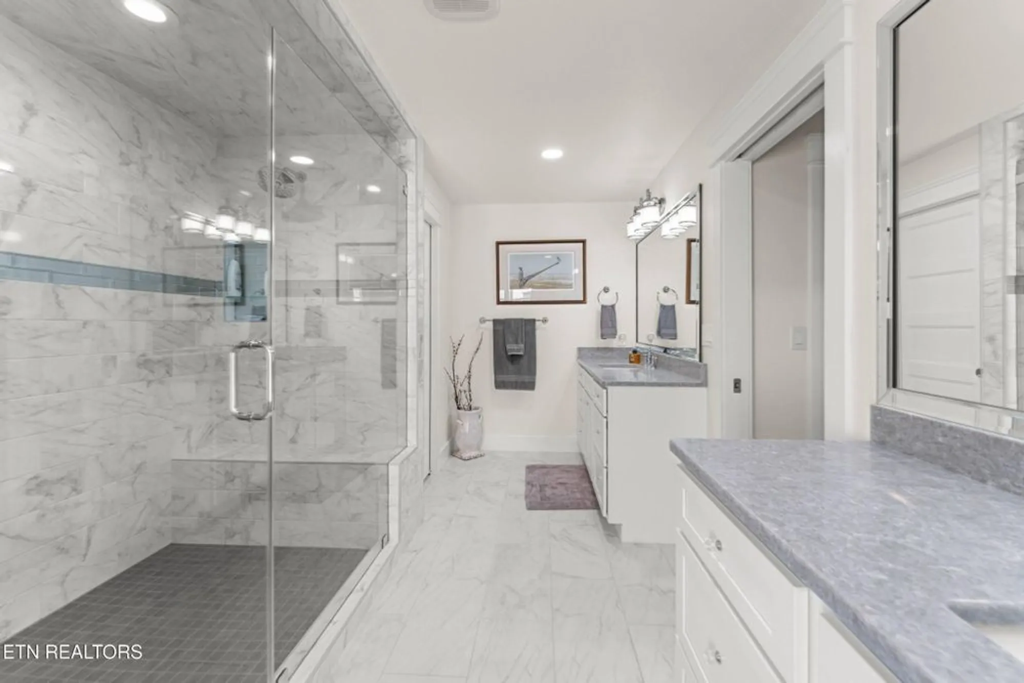 Property Slideshow image 23 of 59 | 22 milnor cir, Crossville, TN, 38558