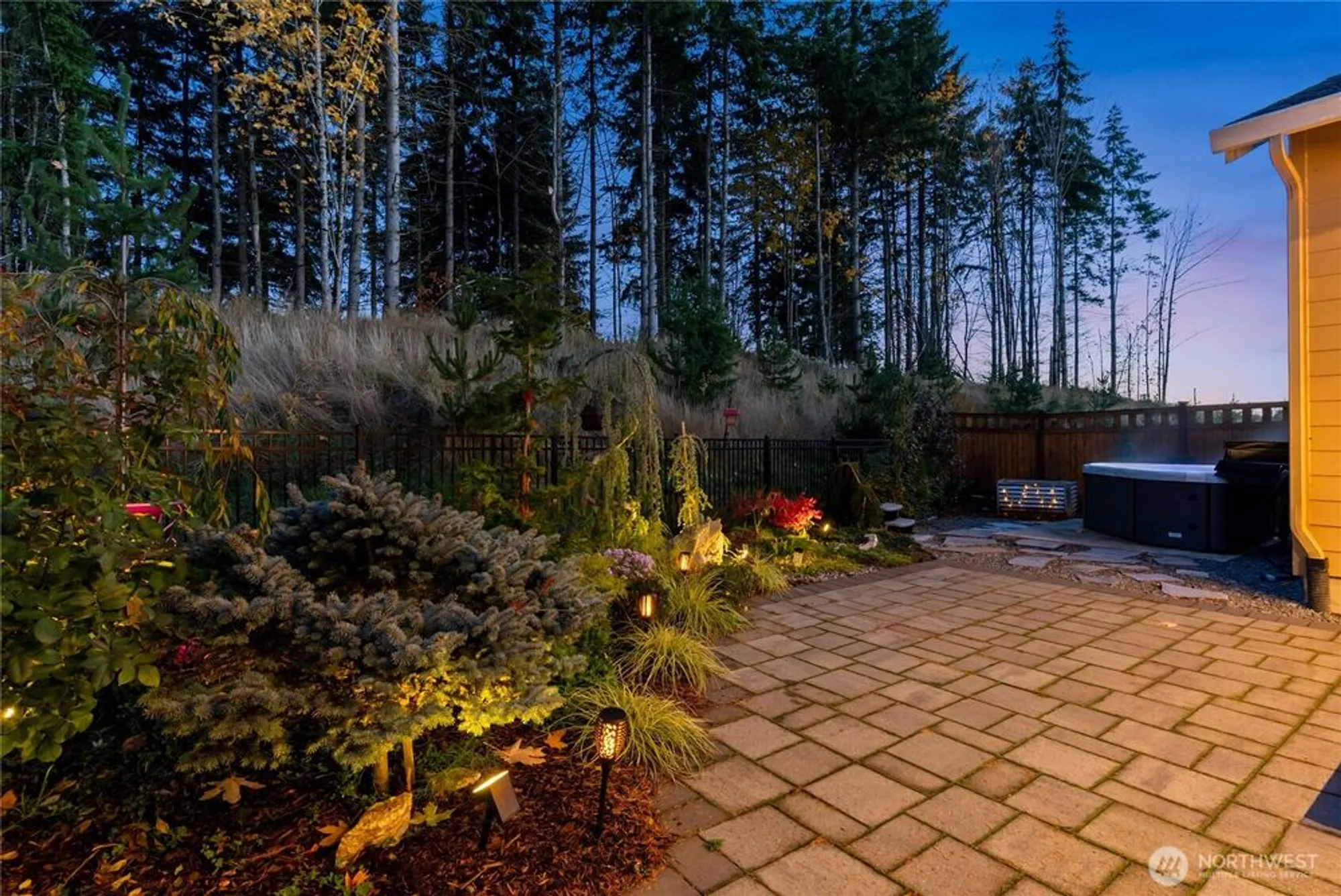 Property Slideshow image 28 of 37 | 15221 183rd ave e unit e, Bonney Lake, WA, 98391