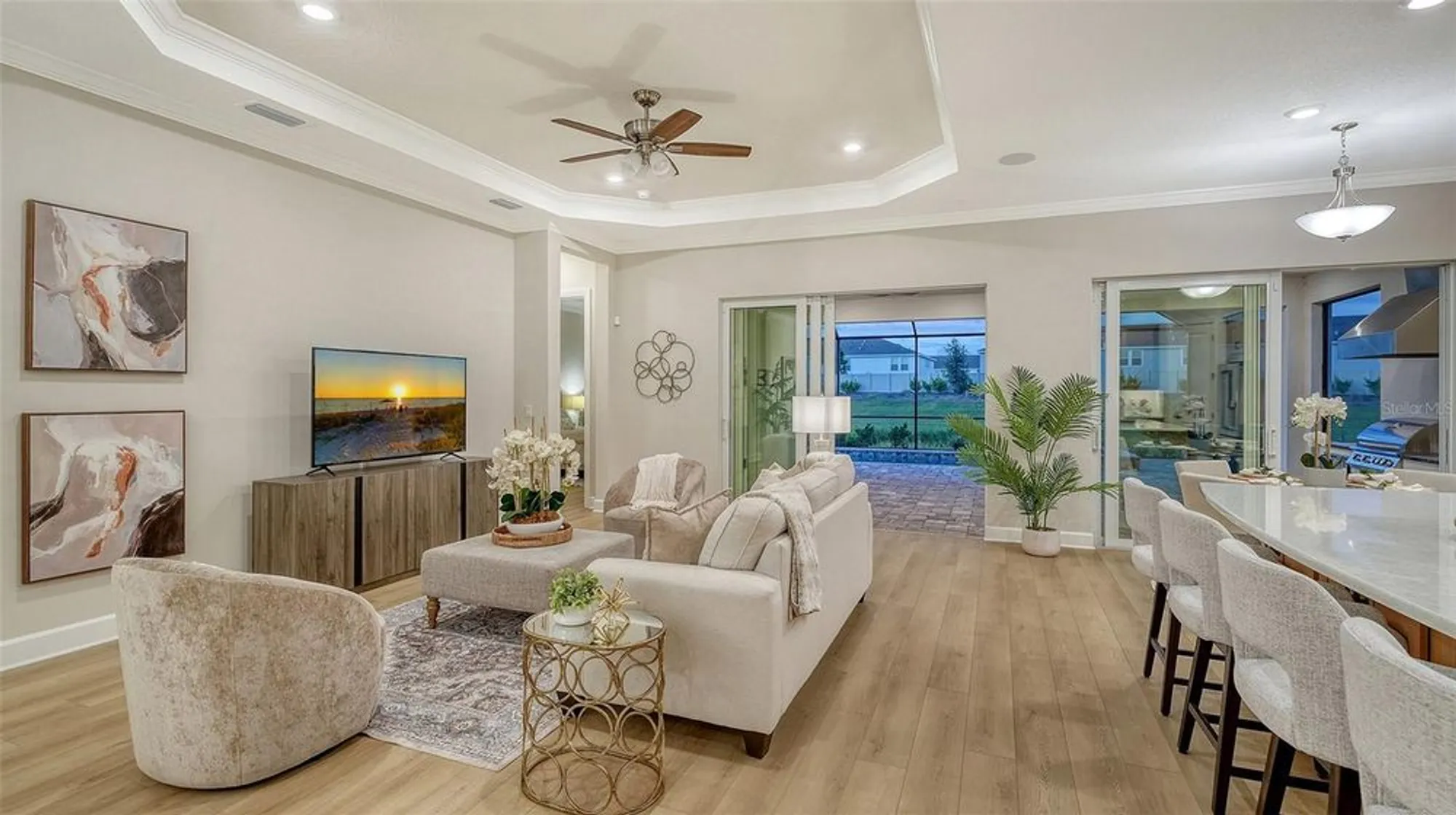 Property Slideshow image 12 of 90 | 16423 isola pl, Lakewood Ranch, FL, 34211
