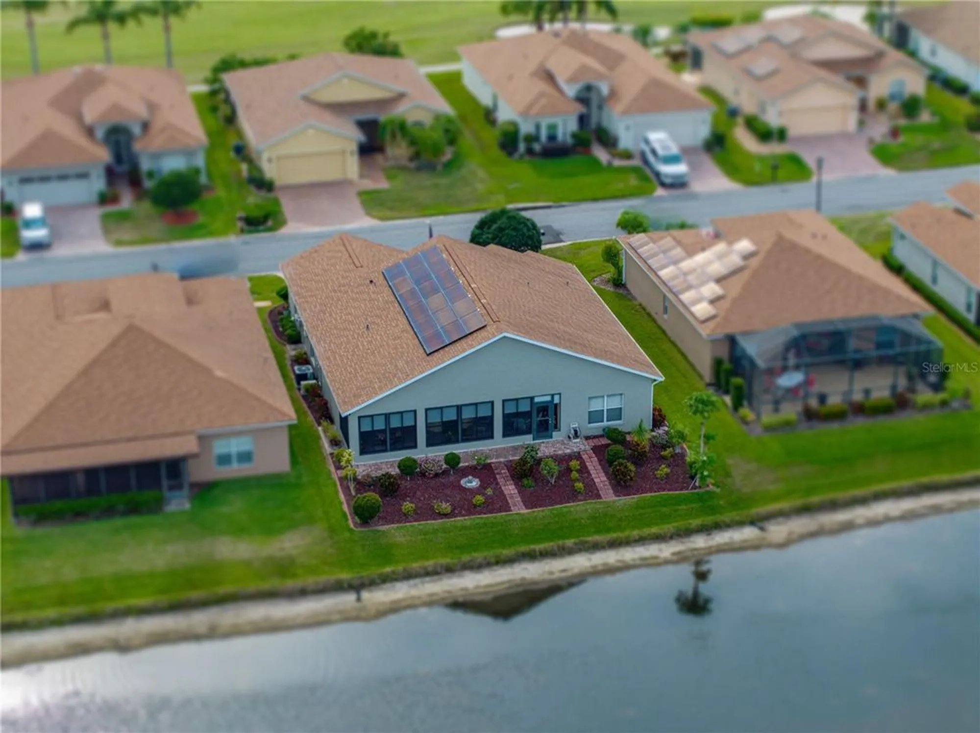 Property Slideshow image 4 of 86 | 4081 dunmore dr, Lake Wales, FL, 33859