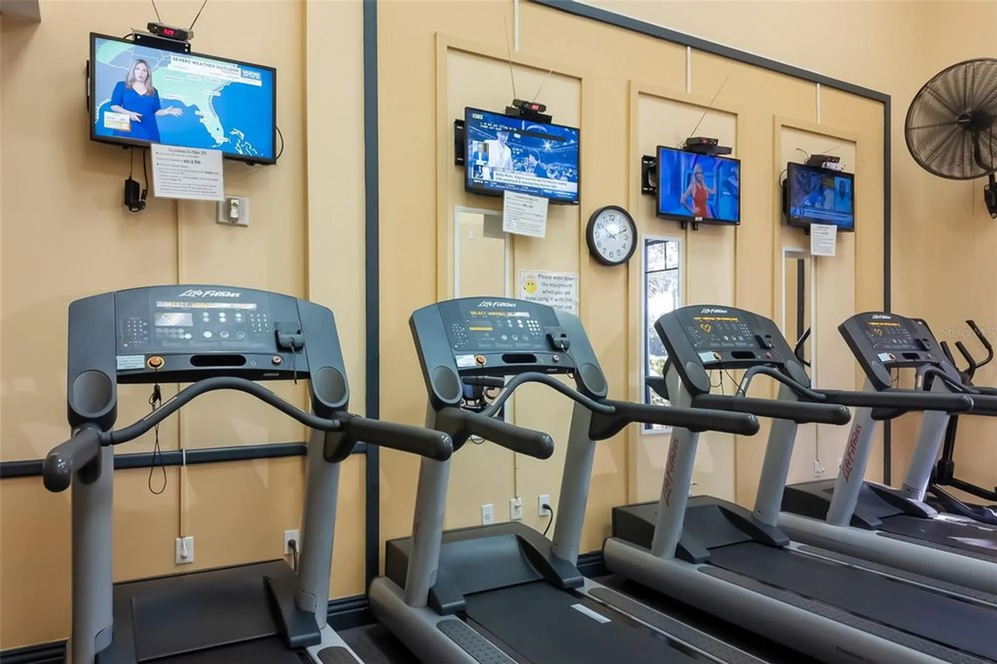 Property Slideshow image 68 of 76 | 2411 new haven cir 70, Sun City Center, FL, 33573