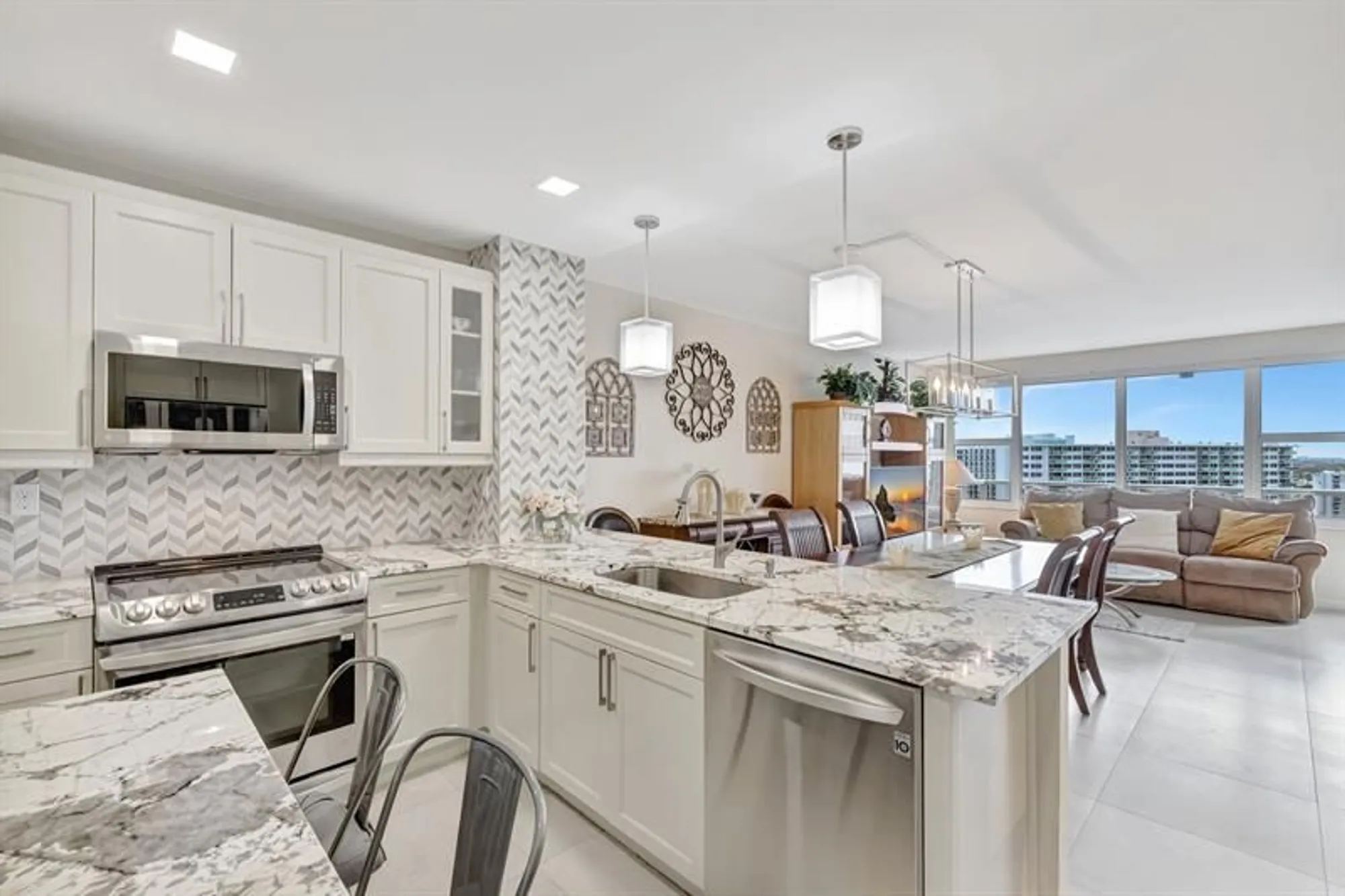 Property Slideshow image 2 of 45 | 3300 ne 36th st apt 1617, Fort Lauderdale, FL, 33308