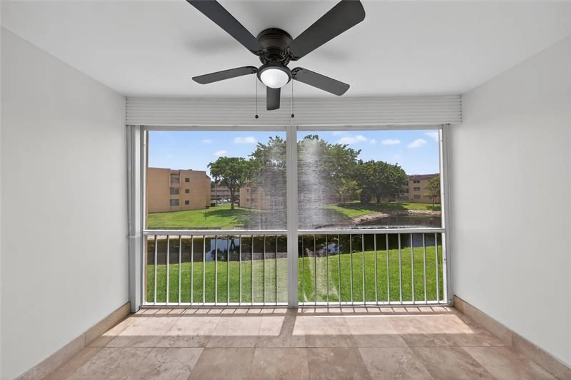 Property Slideshow image 6 of 33 | 6070 nw 64th ave 212, Tamarac, FL, 33319