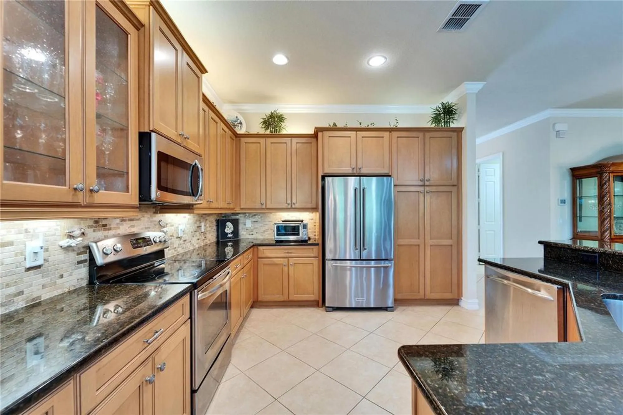 Property Slideshow image 20 of 85 | 16135 cape coral dr, Wimauma, FL, 33598