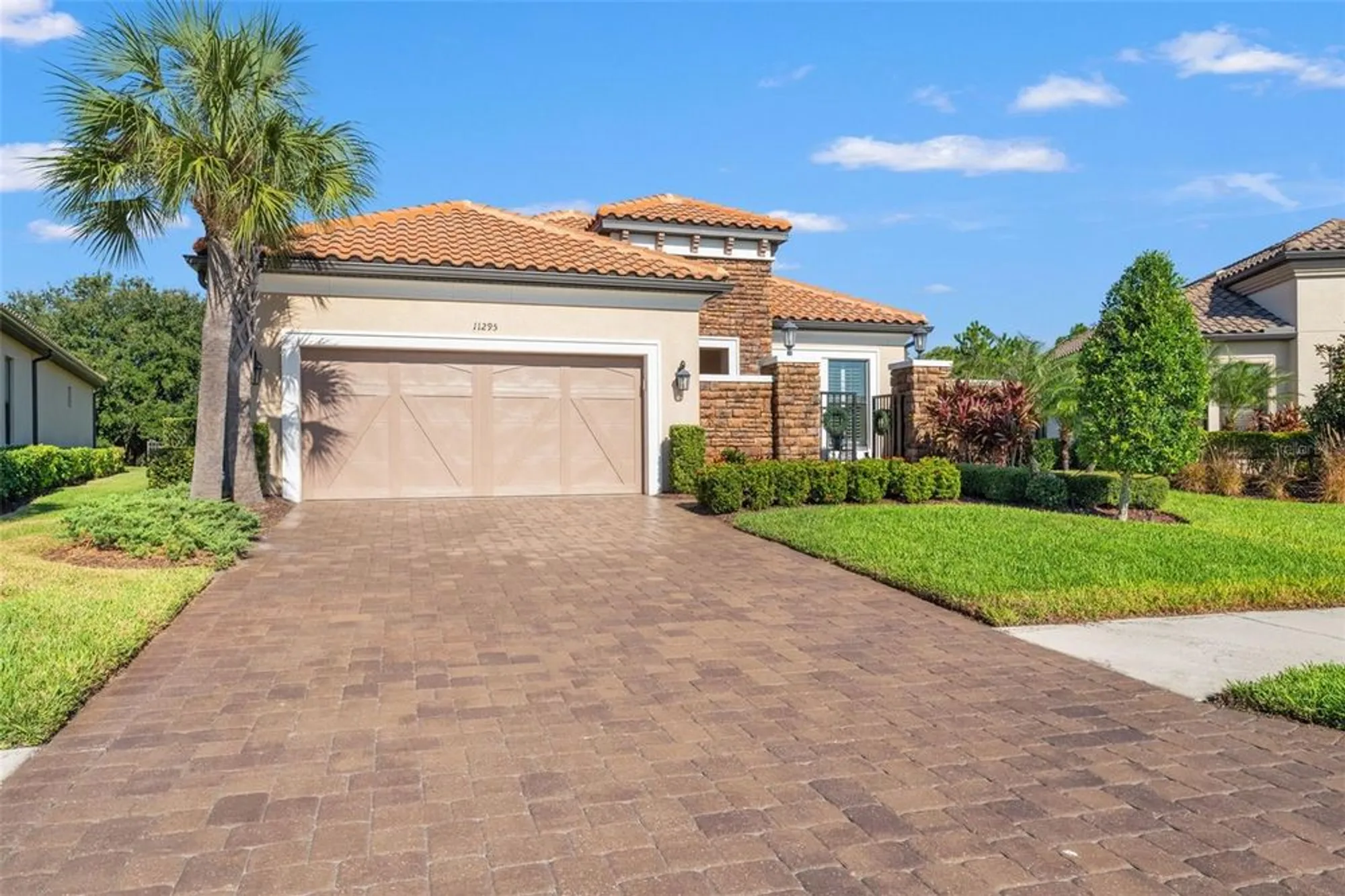 Property Slideshow image 1 of 76 | 11295 juglans dr, Odessa, FL, 33556