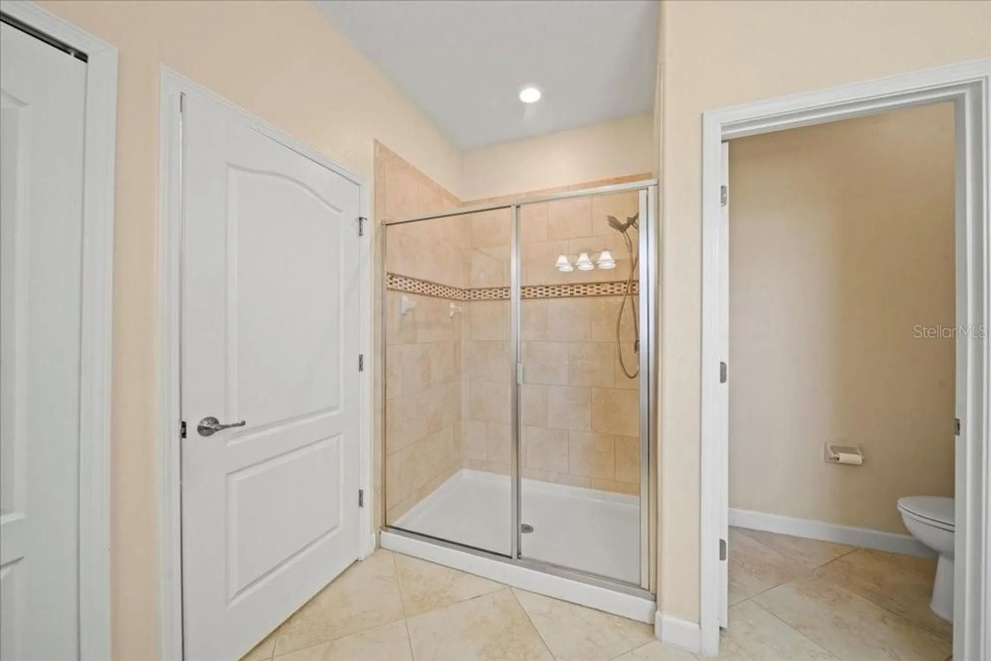 Property Slideshow image 21 of 69 | 3565 raleigh dr, Winter Haven, FL, 33884