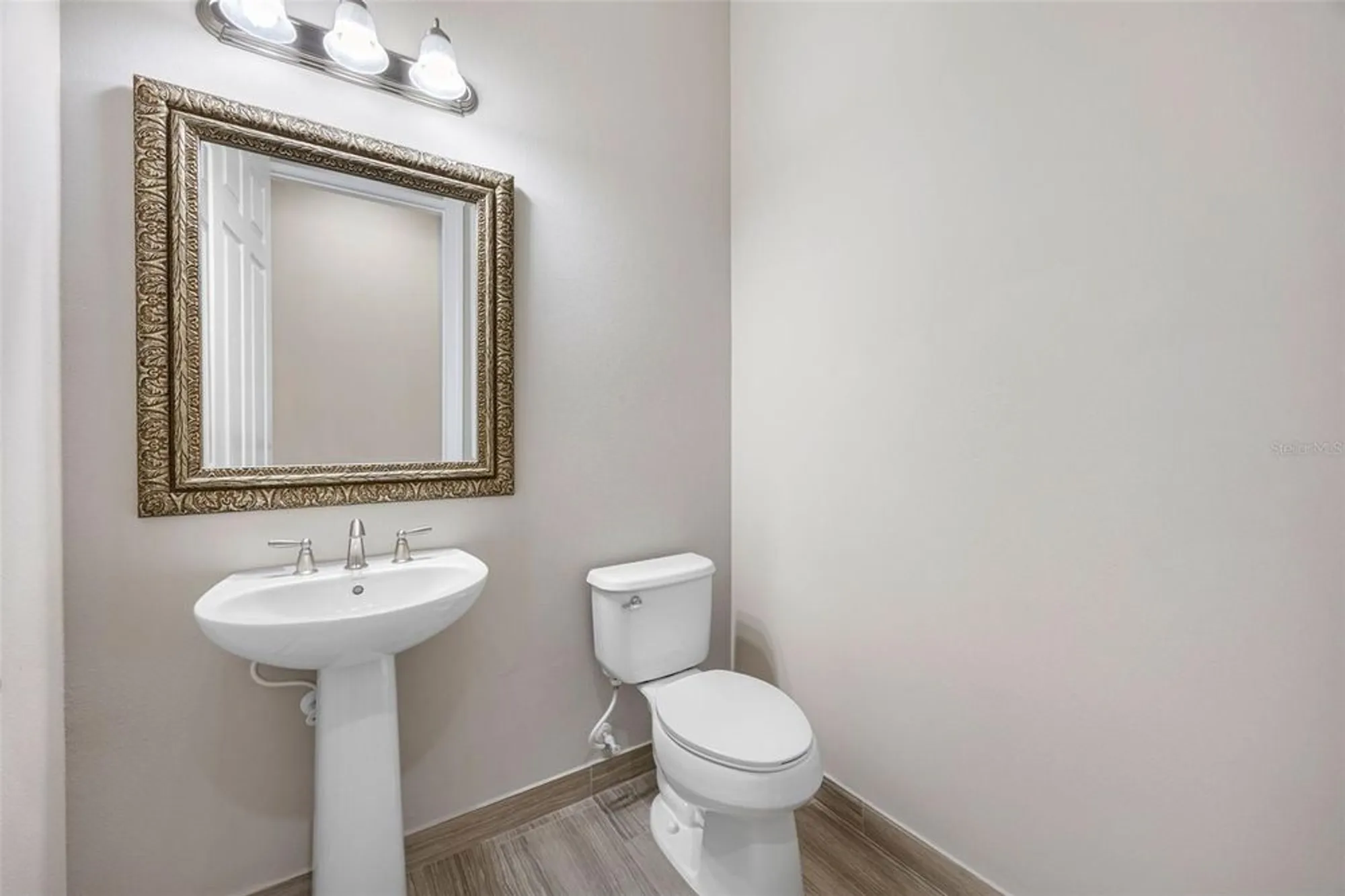 Property Slideshow image 23 of 47 | 16005 cape coral dr, Wimauma, FL, 33598