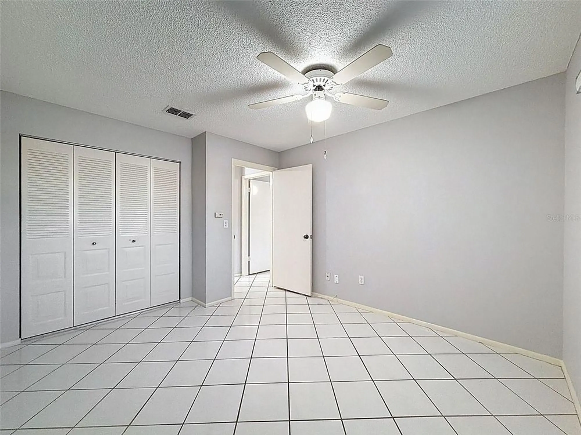Property Slideshow image 23 of 82 | 5970 80th st n unit 206, St Petersburg, FL, 33709