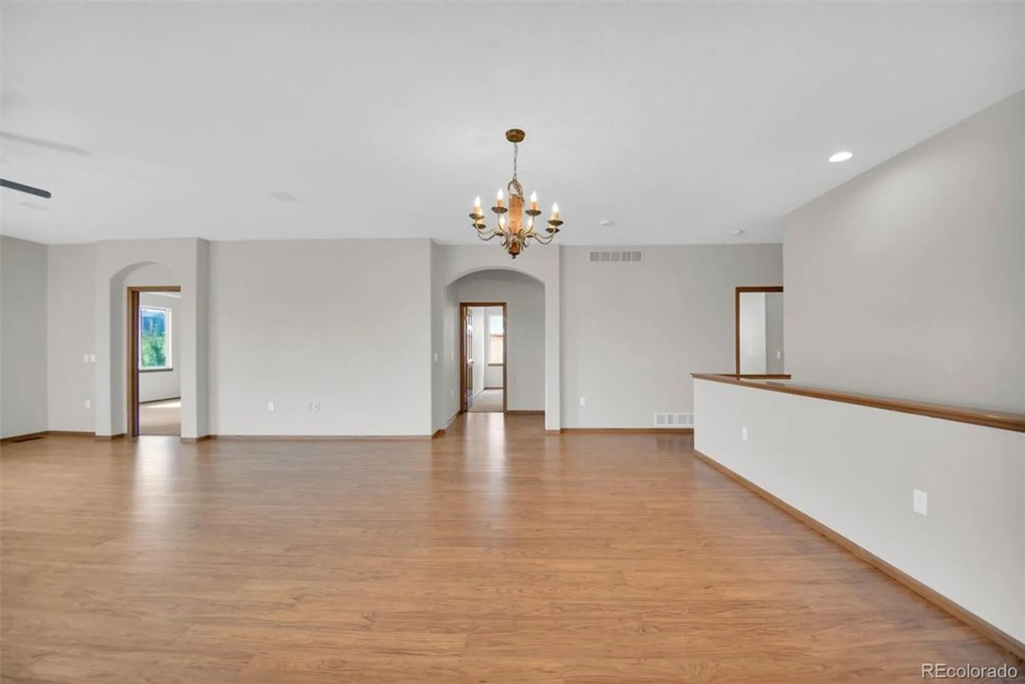 Property Slideshow image 8 of 34 | 23464 e heritage pkwy, Aurora, CO, 80016