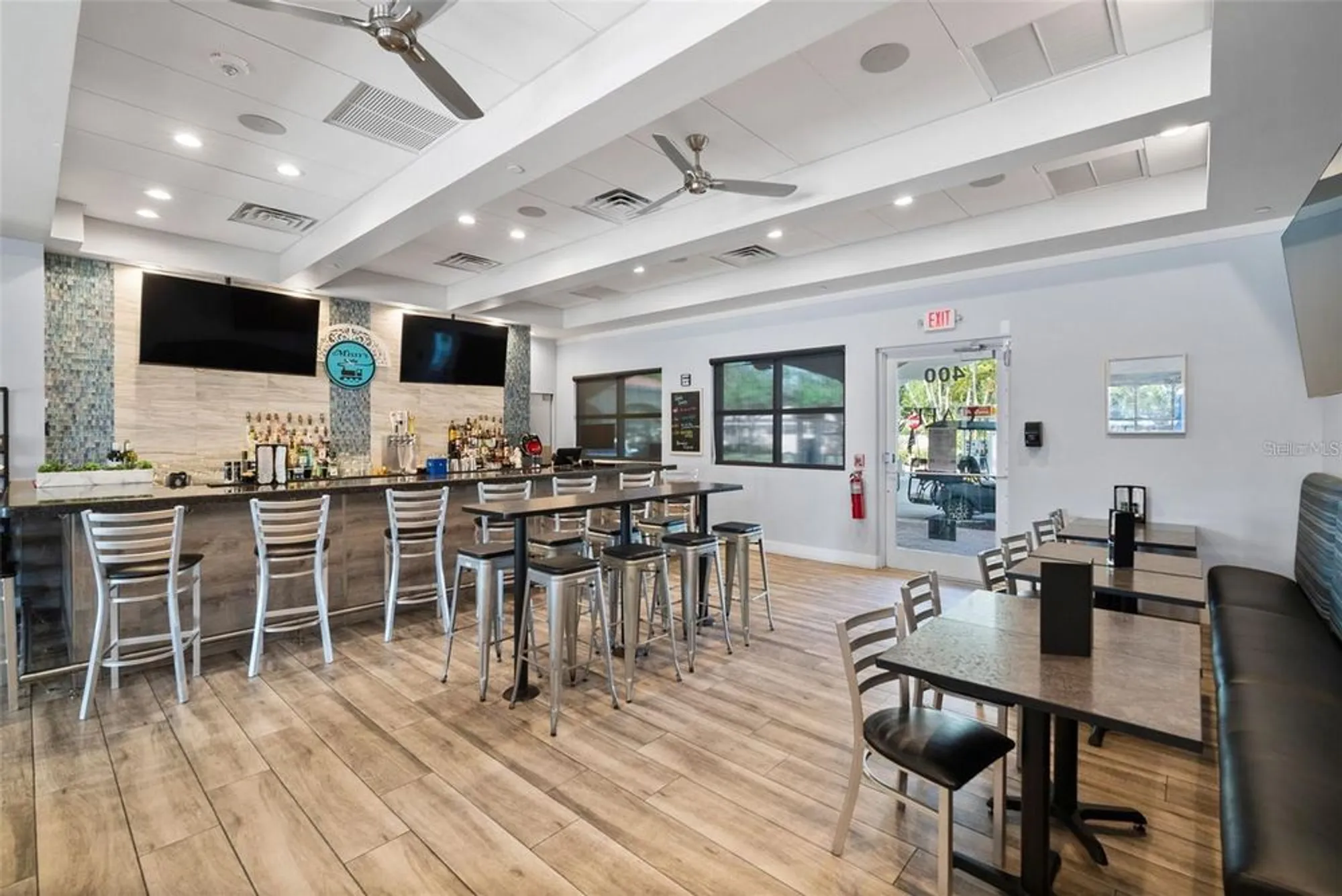 Property Slideshow image 56 of 62 | 5791 girona pl, Sarasota, FL, 34238