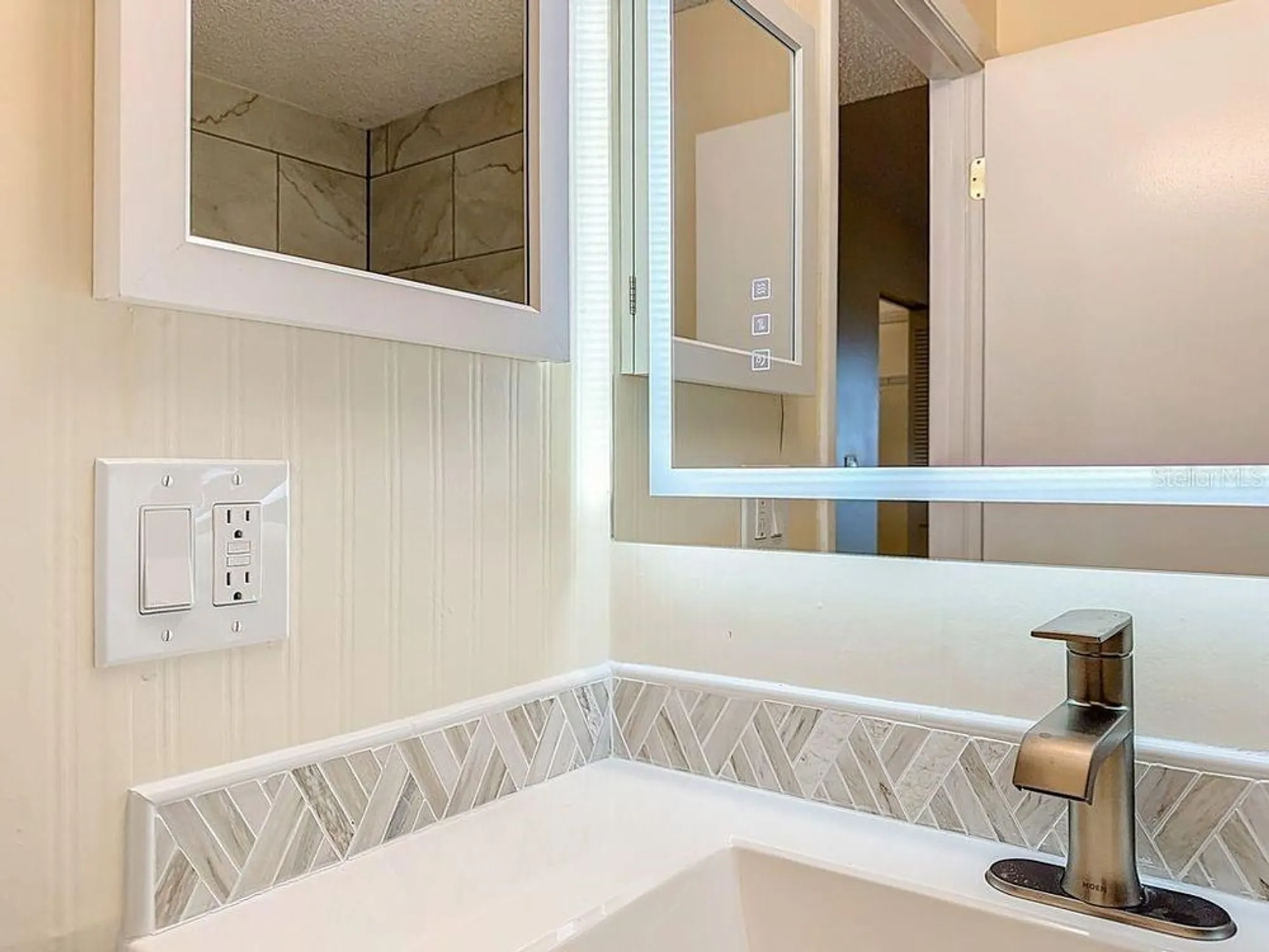 Property Slideshow image 37 of 50 | 8198 terrace garden dr n unit 407, St Petersburg, FL, 33709