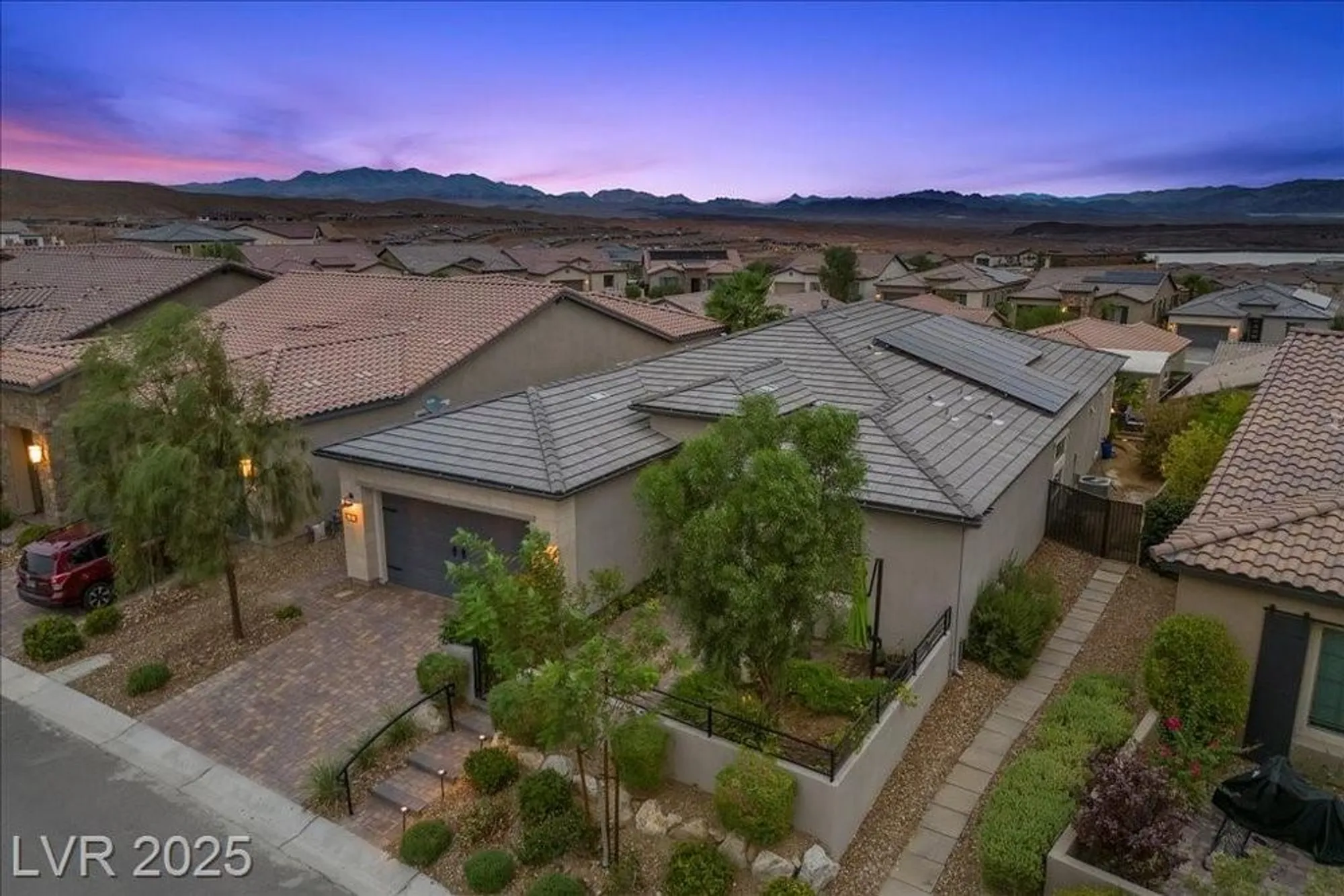 Property Slideshow image 40 of 69 | 44 stone yucca ct, Henderson, NV, 89011