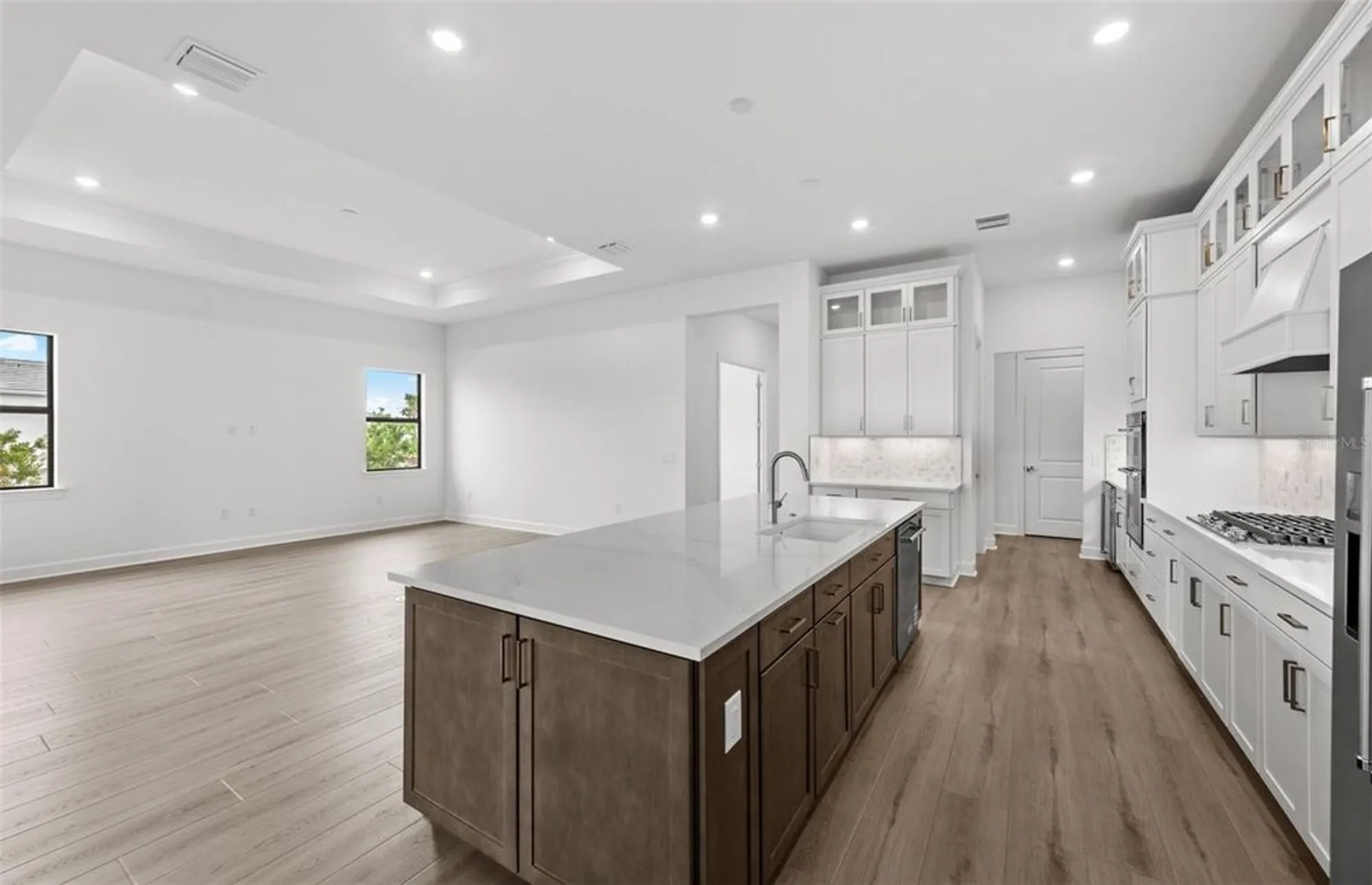 Property Slideshow image 9 of 30 | 4834 empire landing run, Lakewood Ranch, FL, 34211