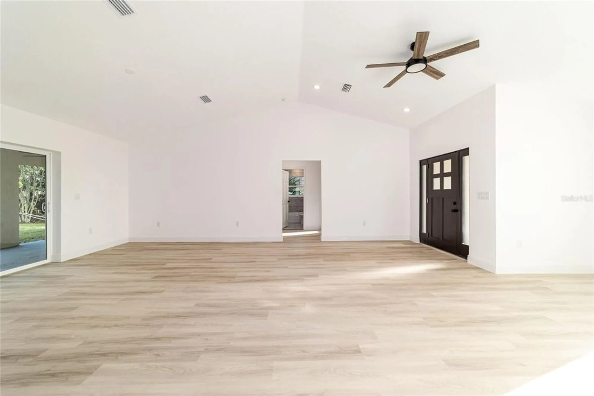 Property Slideshow image 10 of 46 | 8835 sw 52nd ct, Ocala, FL, 34476