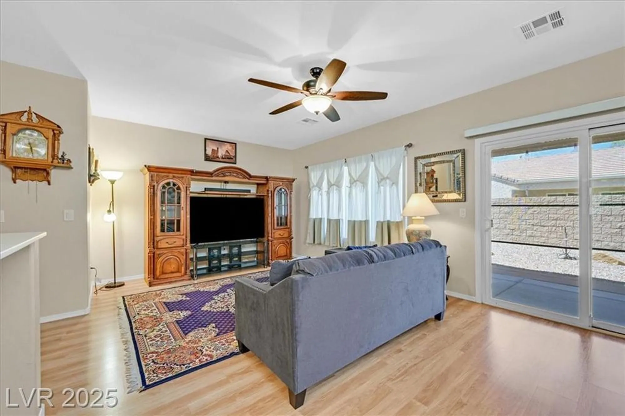 Property Slideshow image 6 of 40 | 2091 waterton rivers dr, Henderson, NV, 89044
