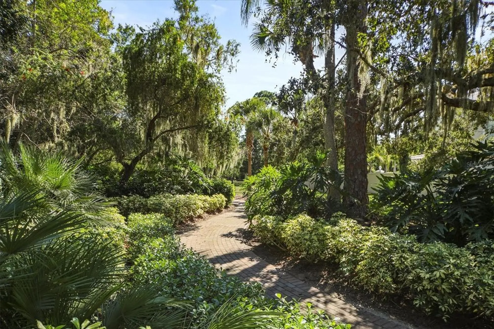 Property Slideshow image 65 of 71 | 1703 starling dr # 1703, Sarasota, FL, 34231