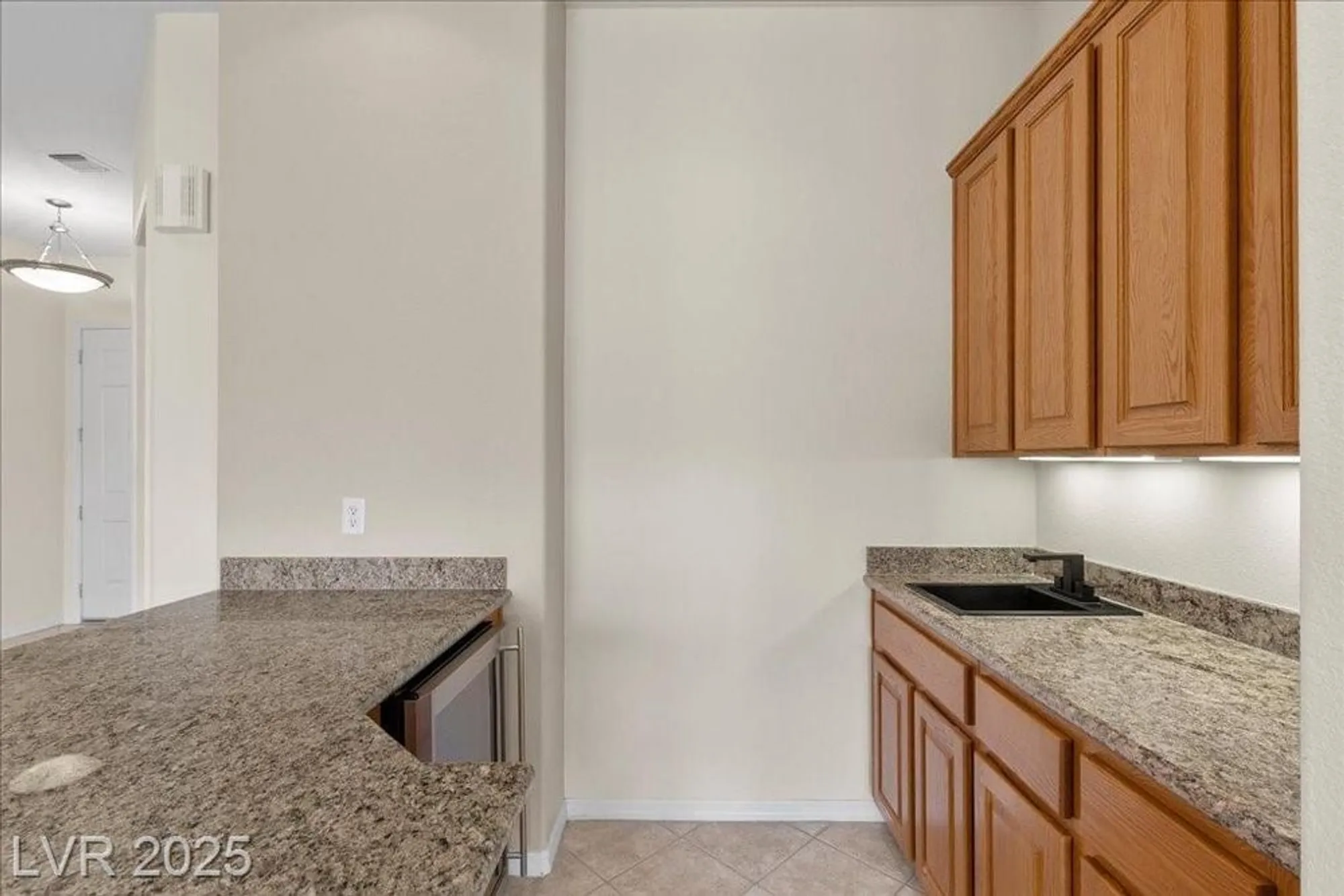 Property Slideshow image 15 of 45 | 2725 olivia heights ave, Henderson, NV, 89052