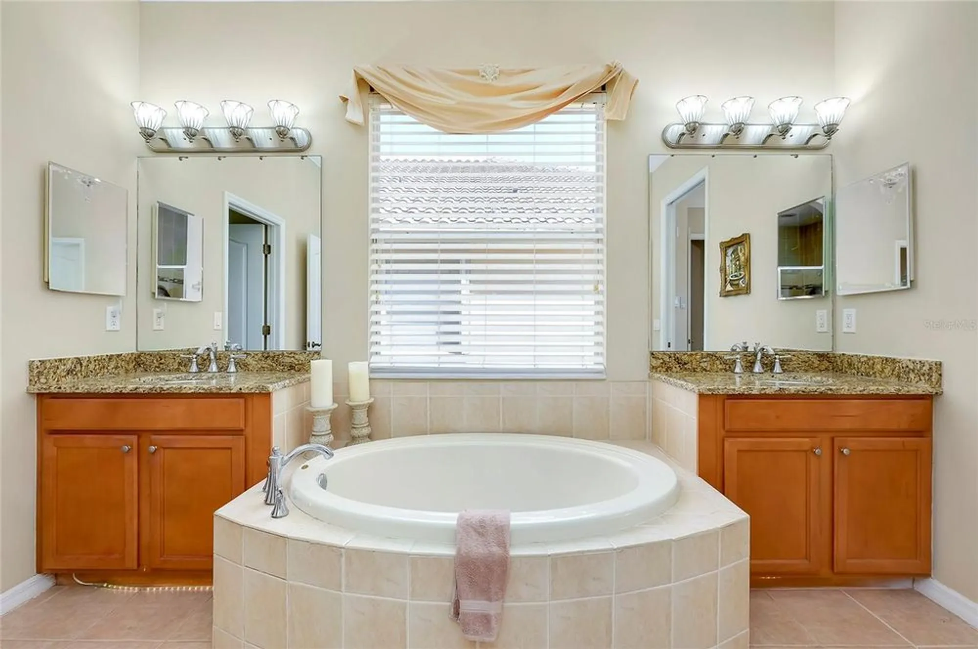 Property Slideshow image 21 of 52 | 1230 creek nine dr, North Port, FL, 34291