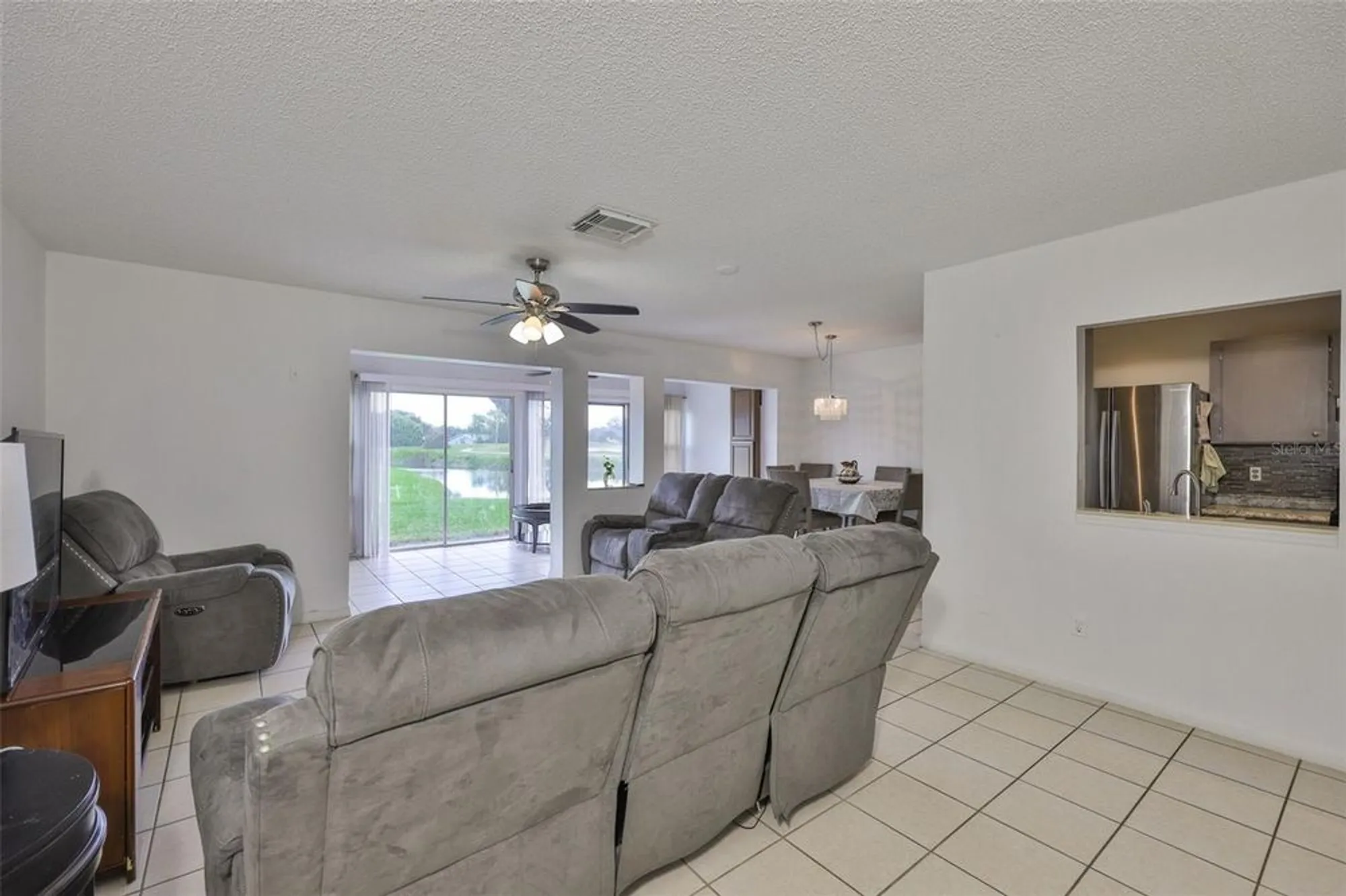 Property Slideshow image 14 of 64 | 2347 gainesborough loop # 2347, Sun City Center, FL, 33573