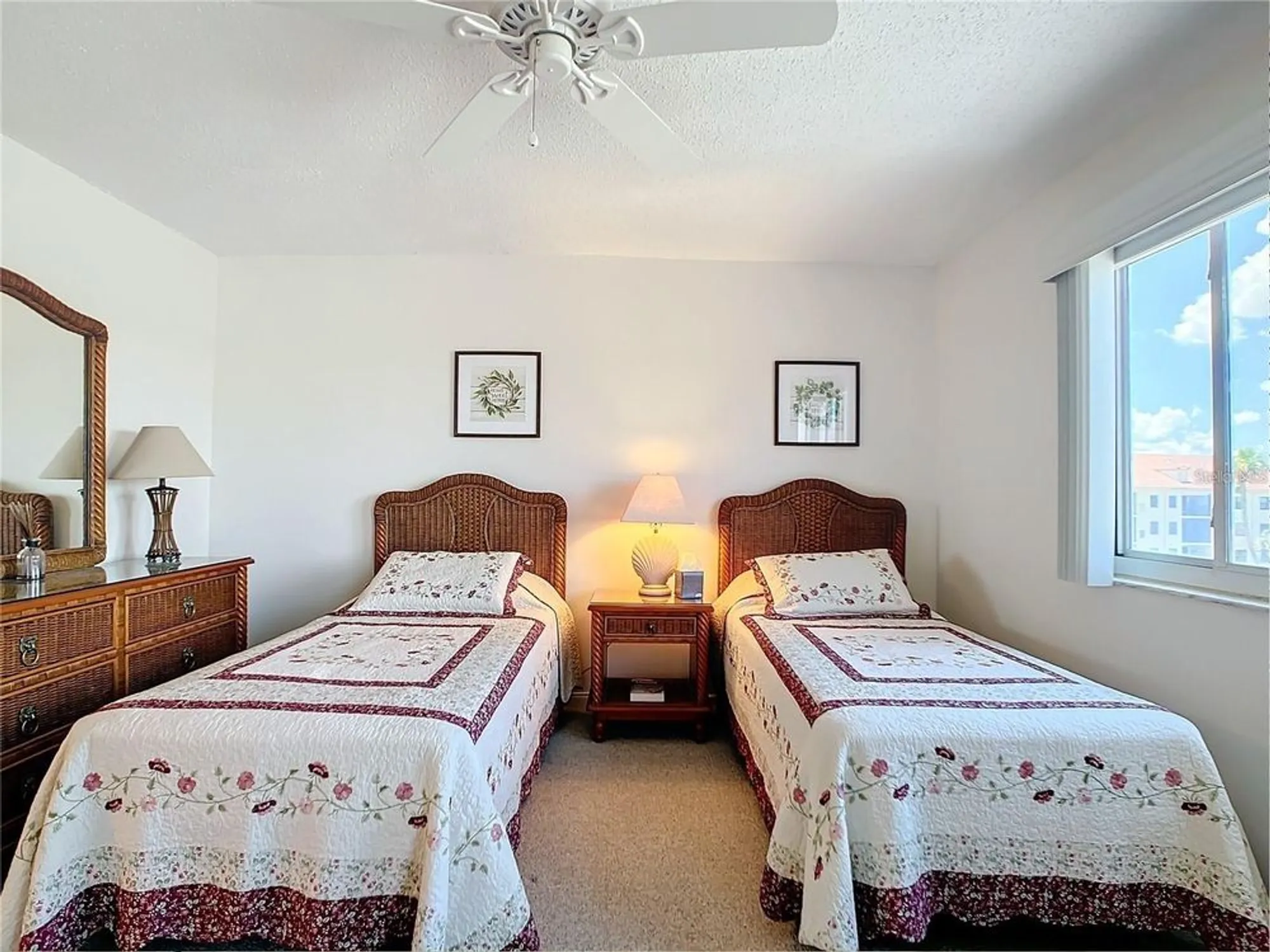 Property Slideshow image 22 of 36 | 19029 us highway 19 n apt 9-301, Clearwater, FL, 33764