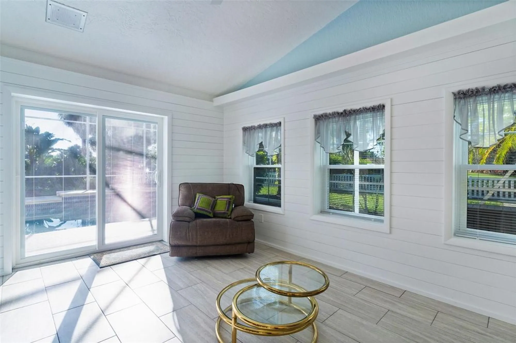 Property Slideshow image 19 of 59 | 1818 puerto bello dr, Lady Lake, FL, 32159