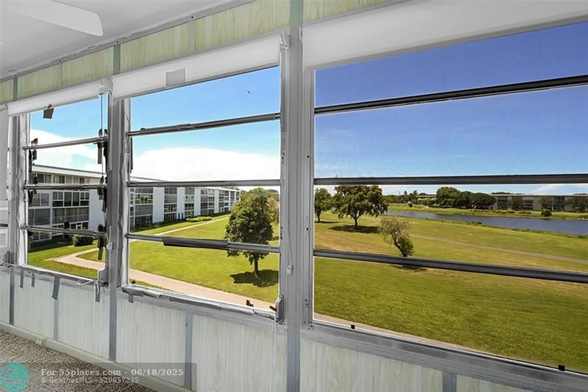 Property Slideshow image 23 of 48 | 2801 victoria way apt d3, Coconut Creek, FL, 33066